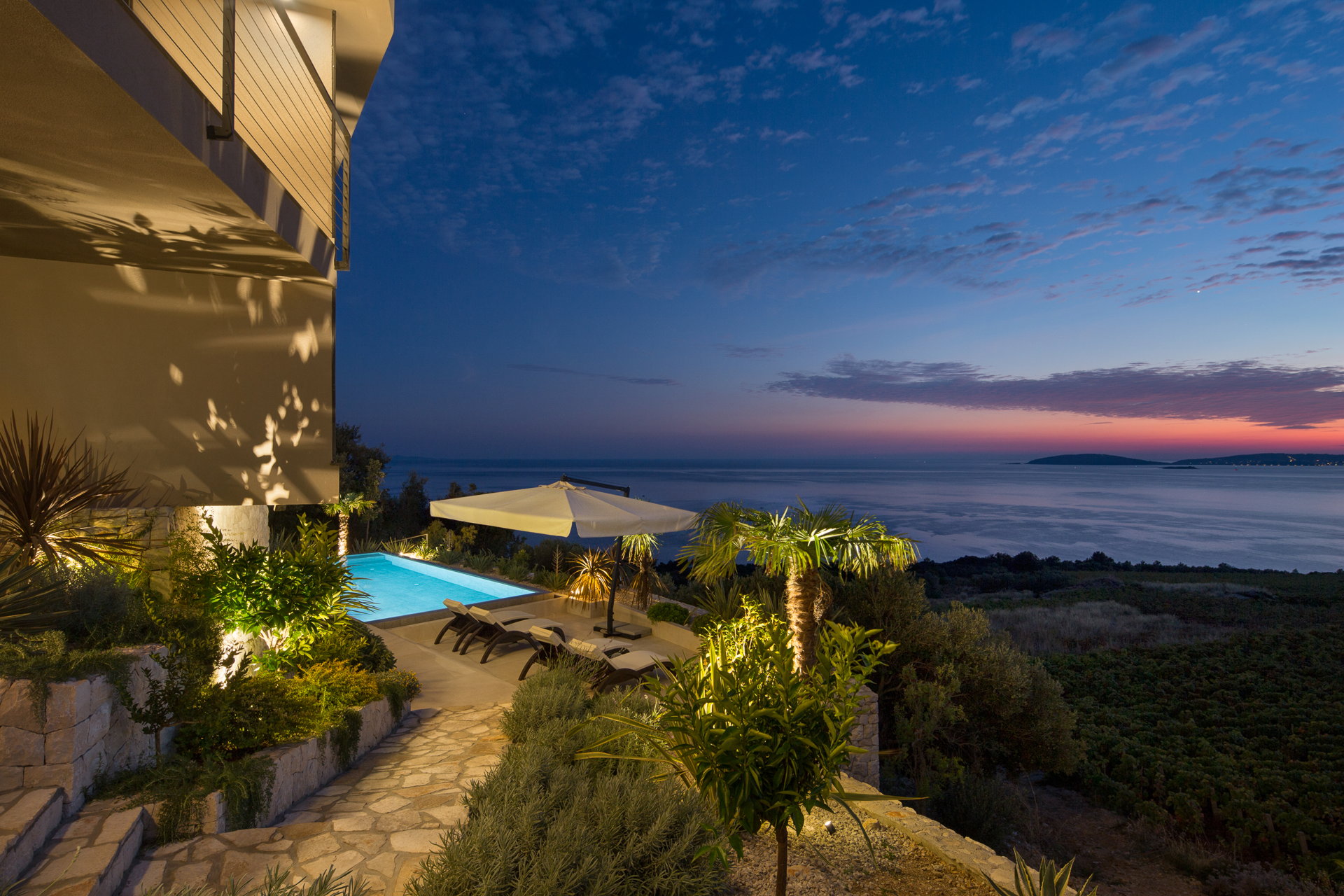 Luxury Villa Bevel with Pool