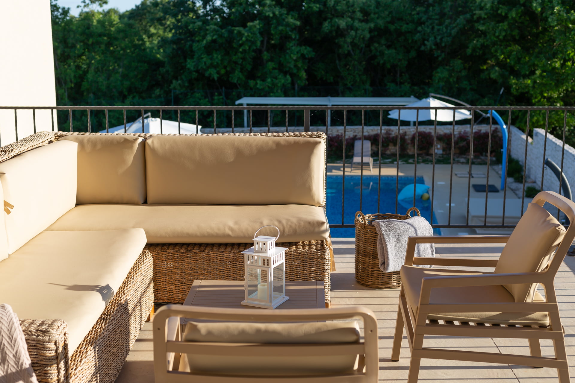 Villa Lirica with Pool