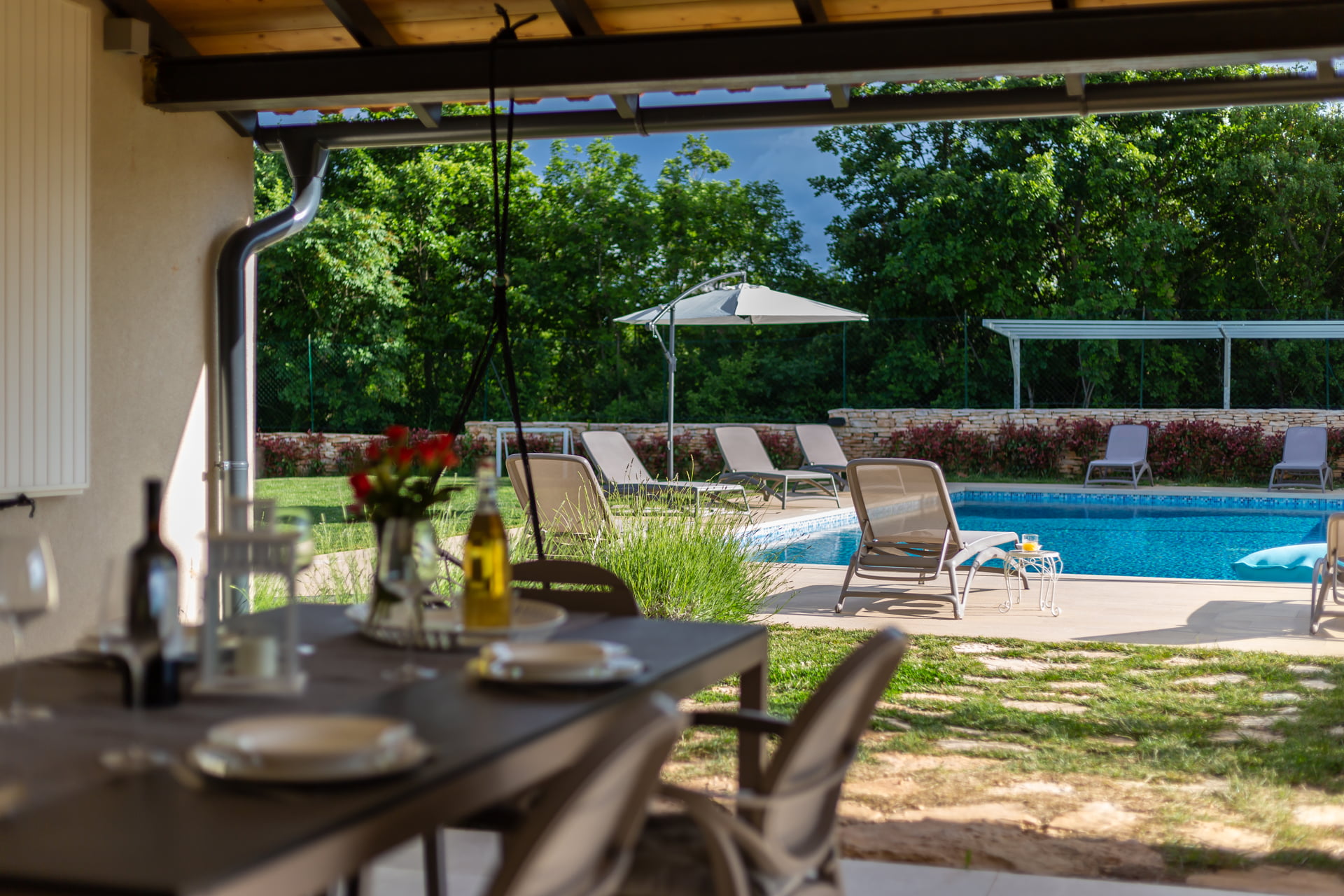 Villa Lirica with Pool