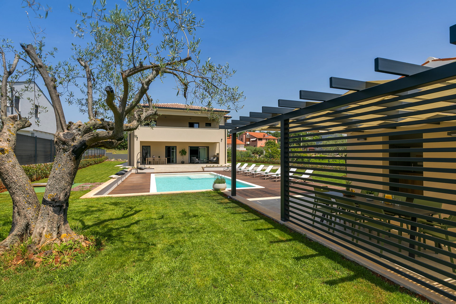 Villa Charm with Pool