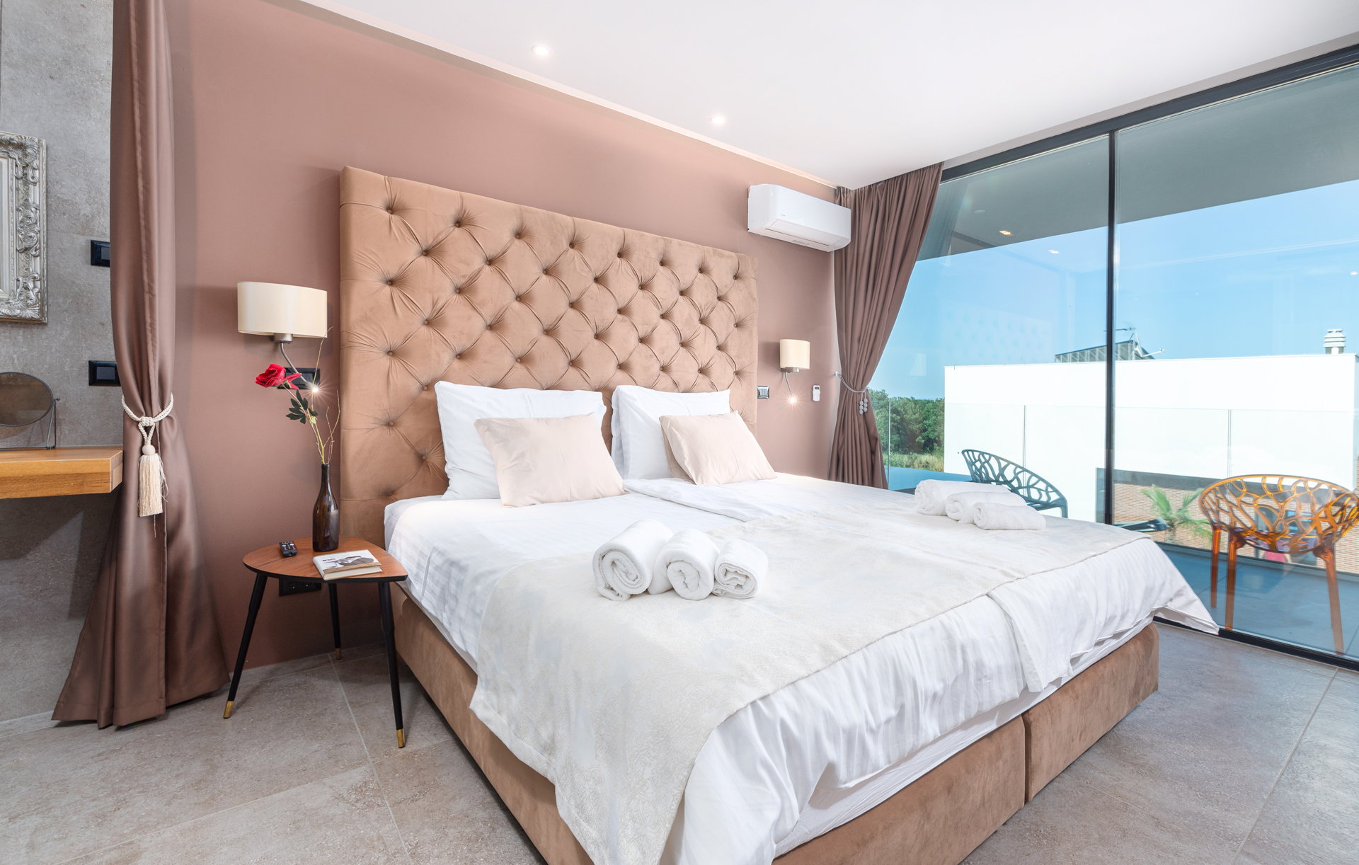 Luxury Villa Aurealis with Pool