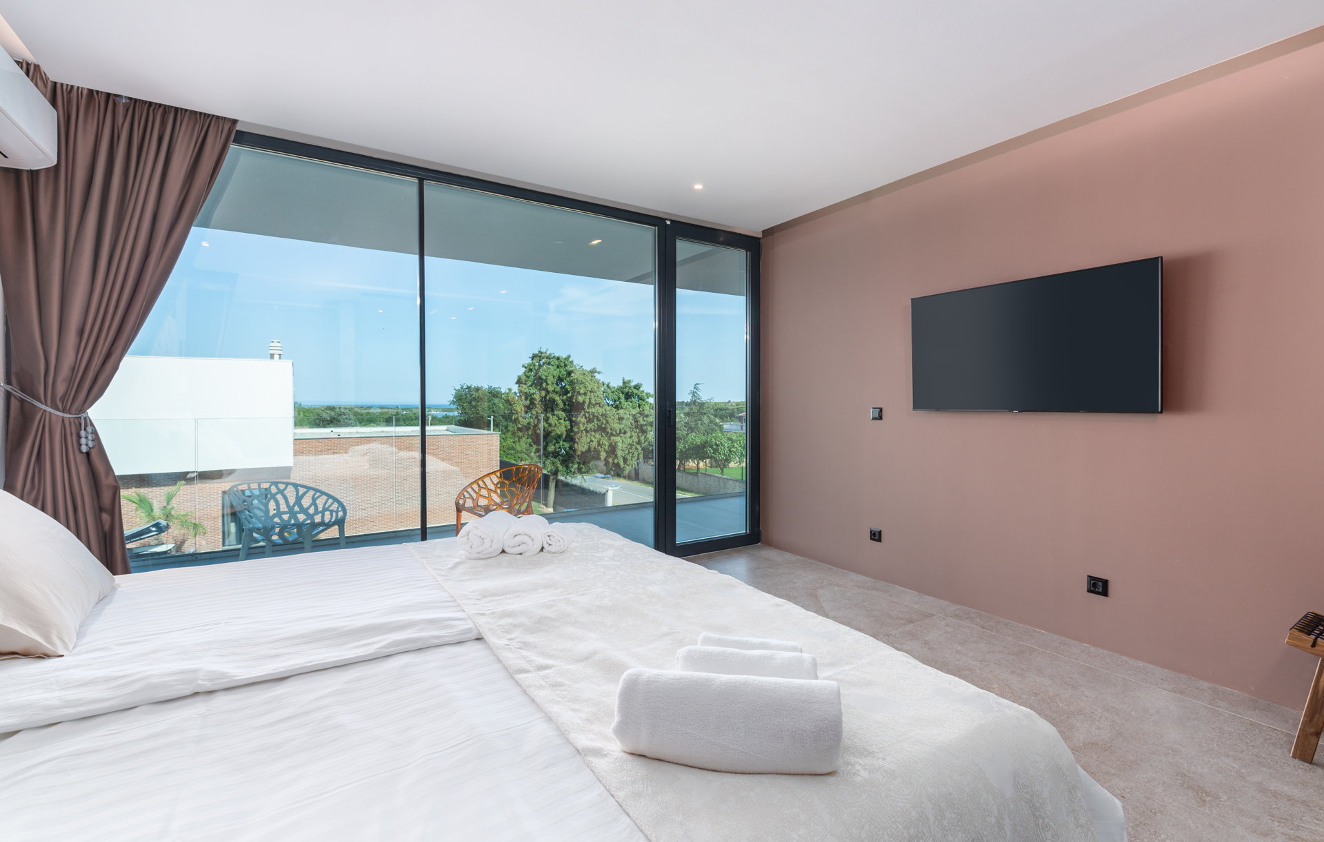 Luxury Villa Aurealis with Pool