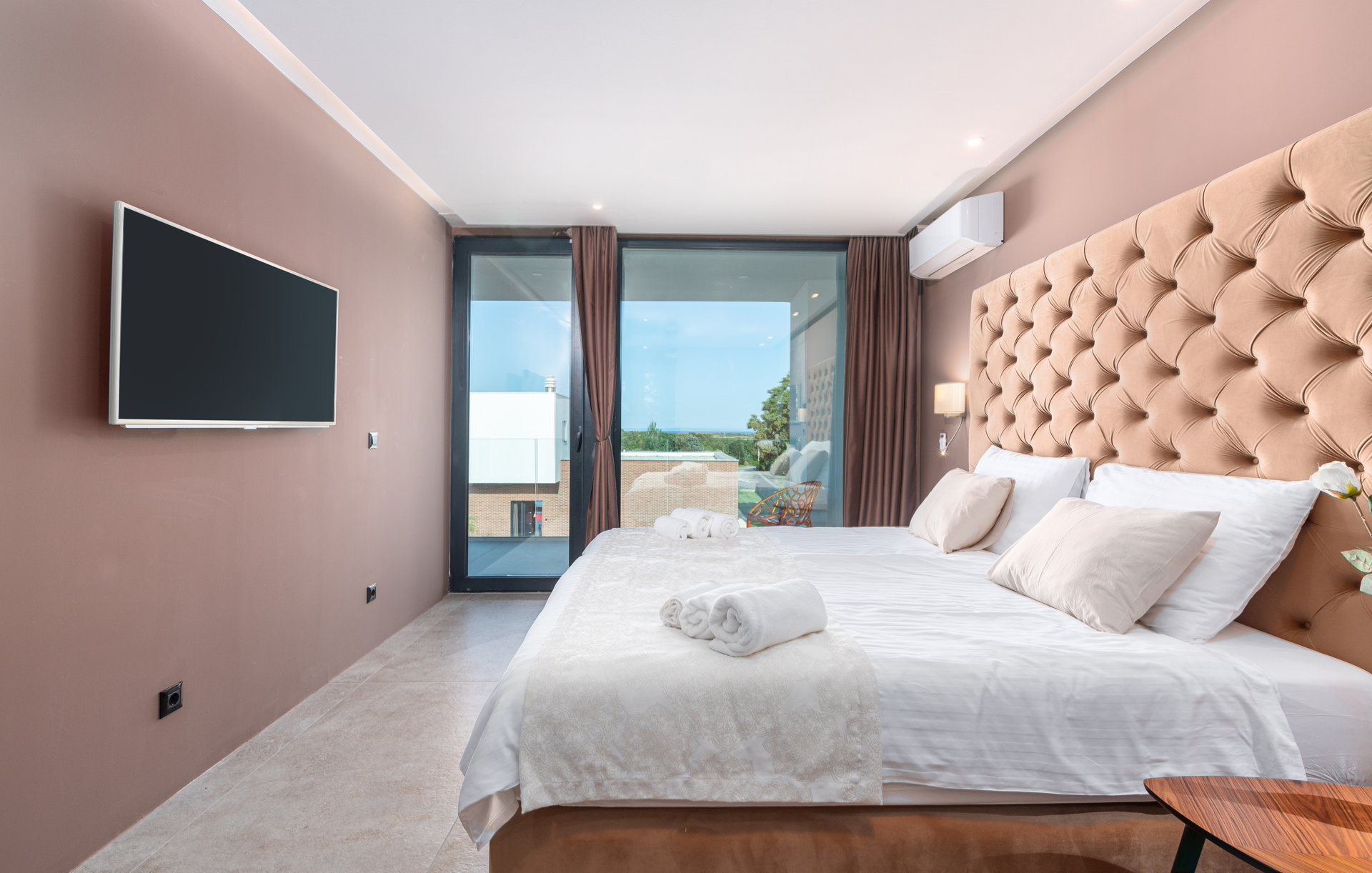 Luxury Villa Aurealis with Pool