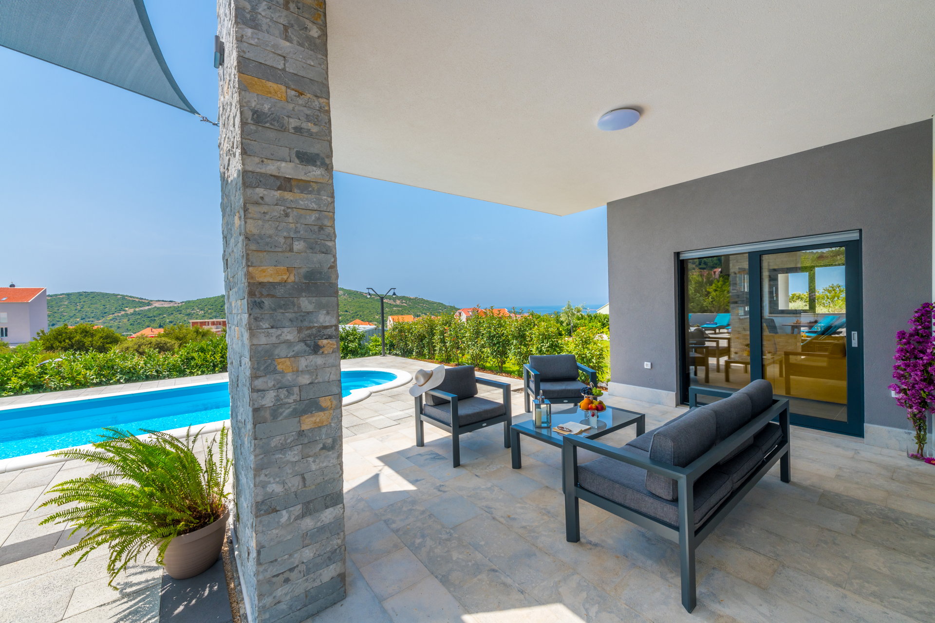Villa Dreamland with Pool