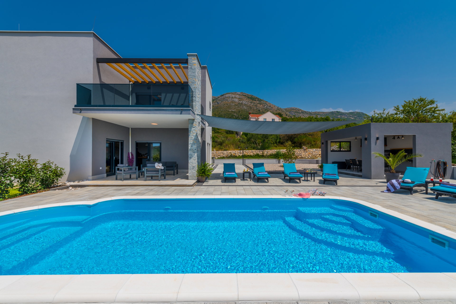 Villa Dreamland with Pool