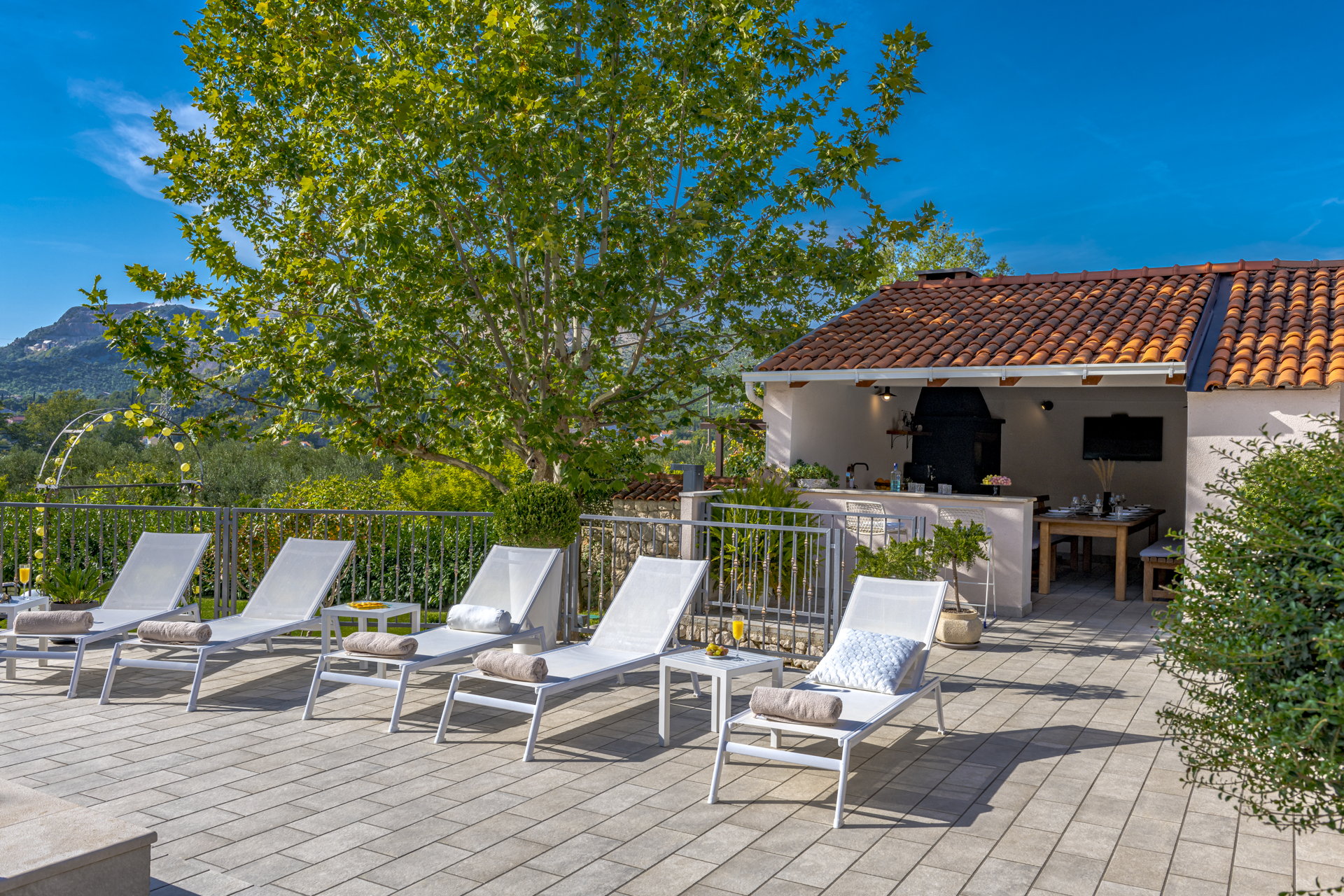 Villa Wildflower with Heated Pool