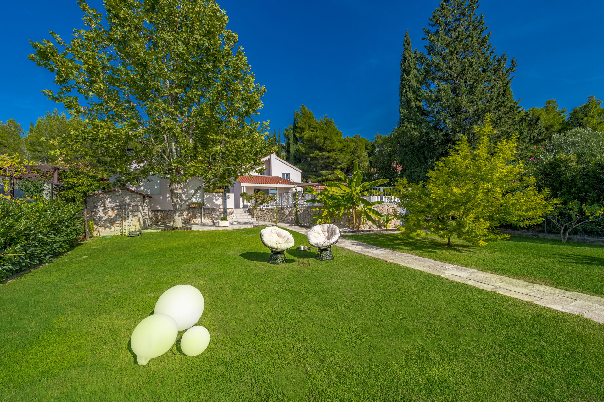 Villa Wildflower with Heated Pool