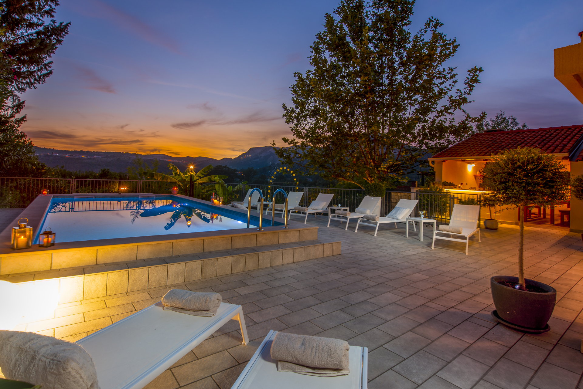 Villa Wildflower with Heated Pool