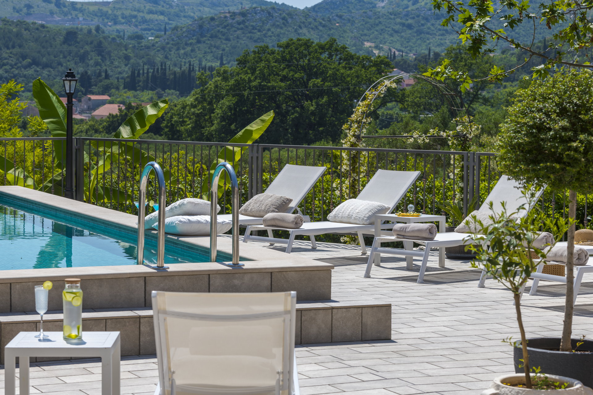 Villa Wildflower with Heated Pool