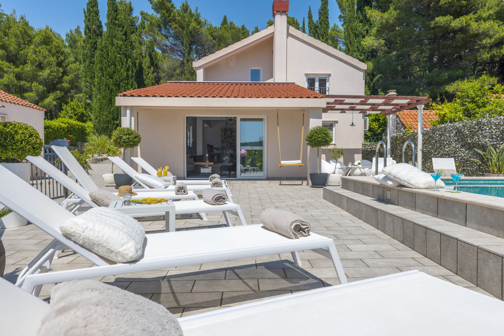 Villa Wildflower with Heated Pool