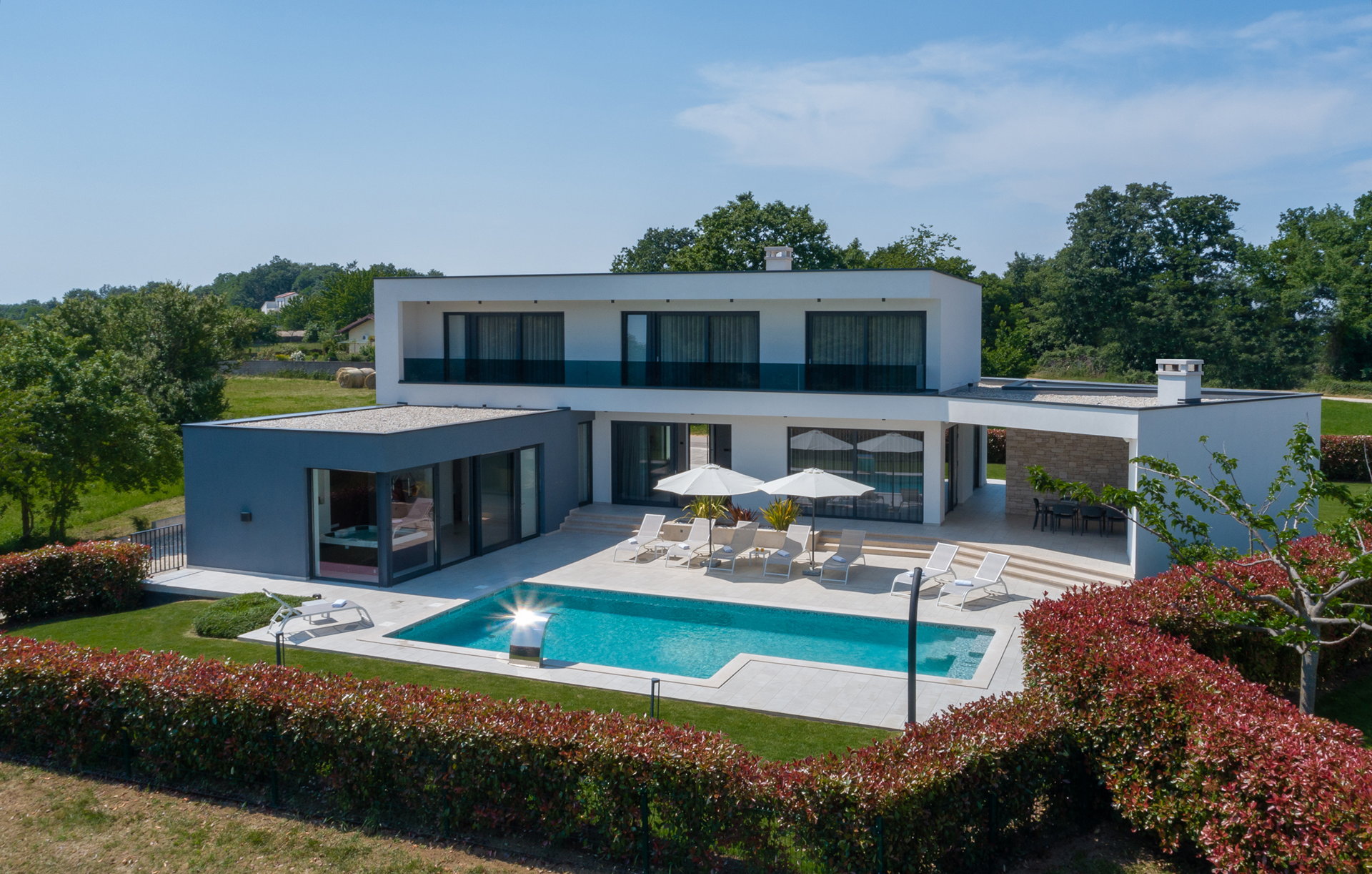 Villa Silver Lining with Pool