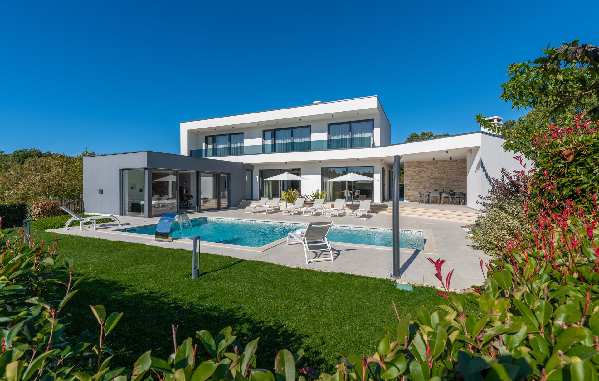 Villa Silver Lining with Pool