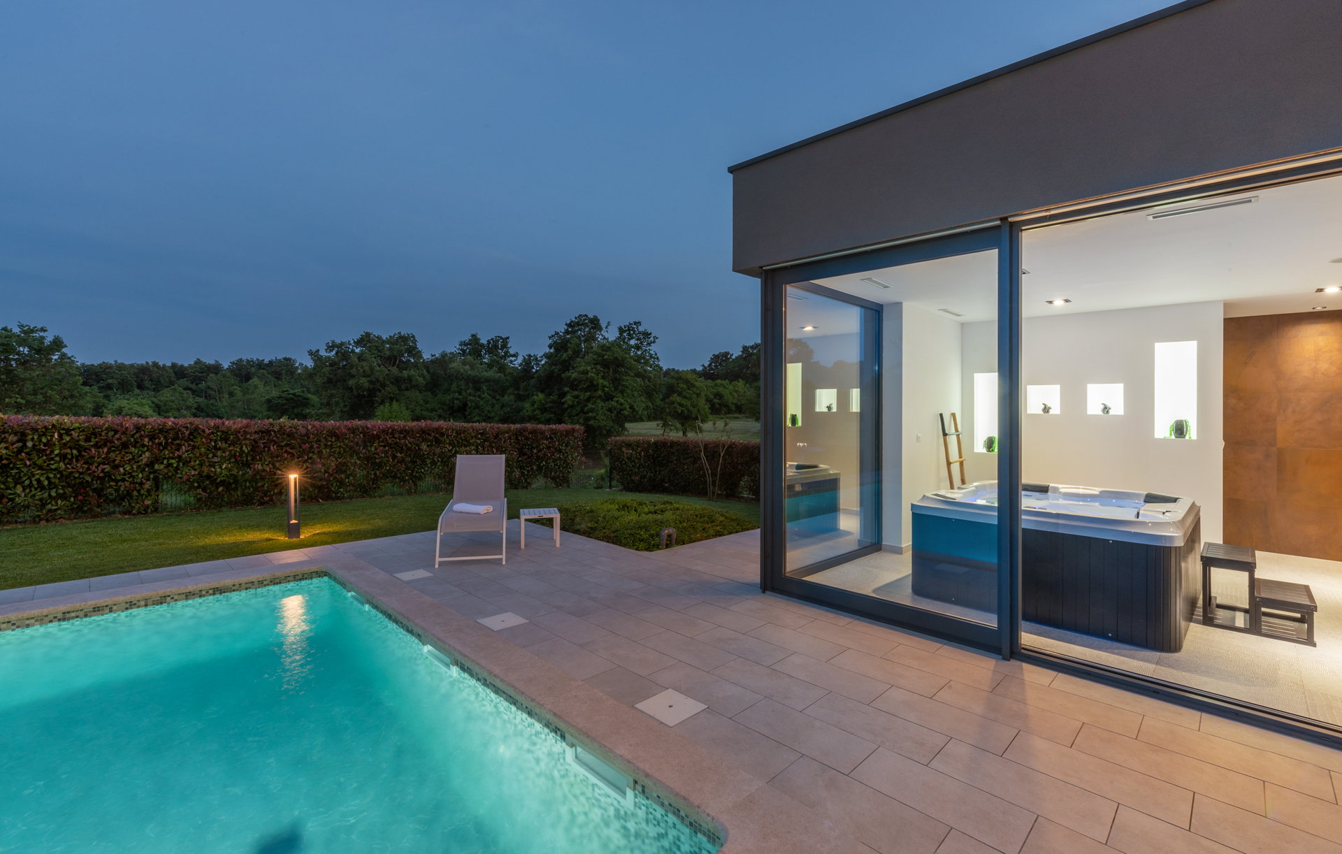 Villa Silver Lining with Pool
