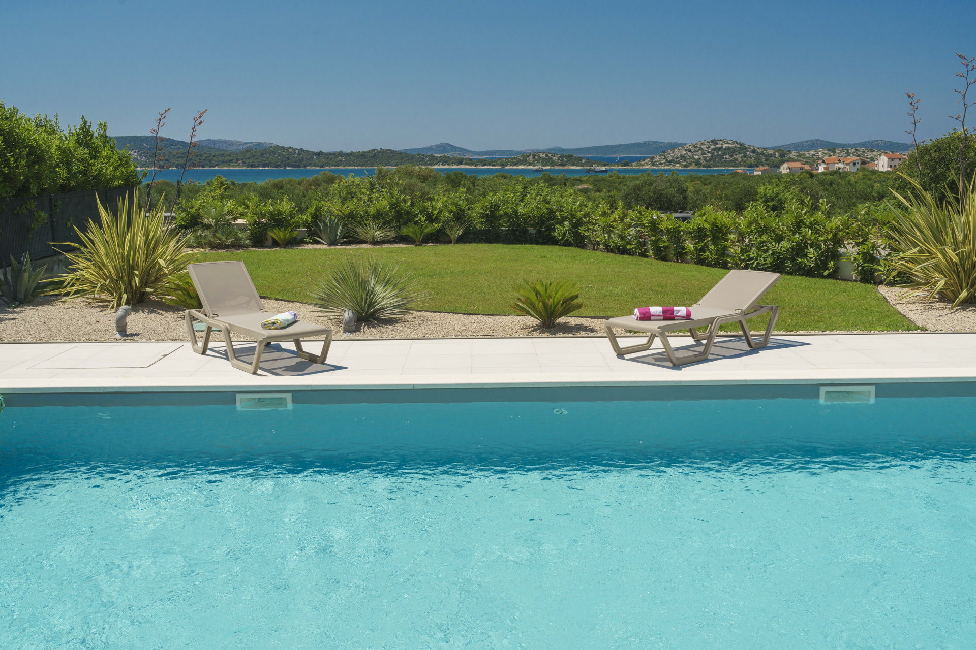 Villa The Style with Pool