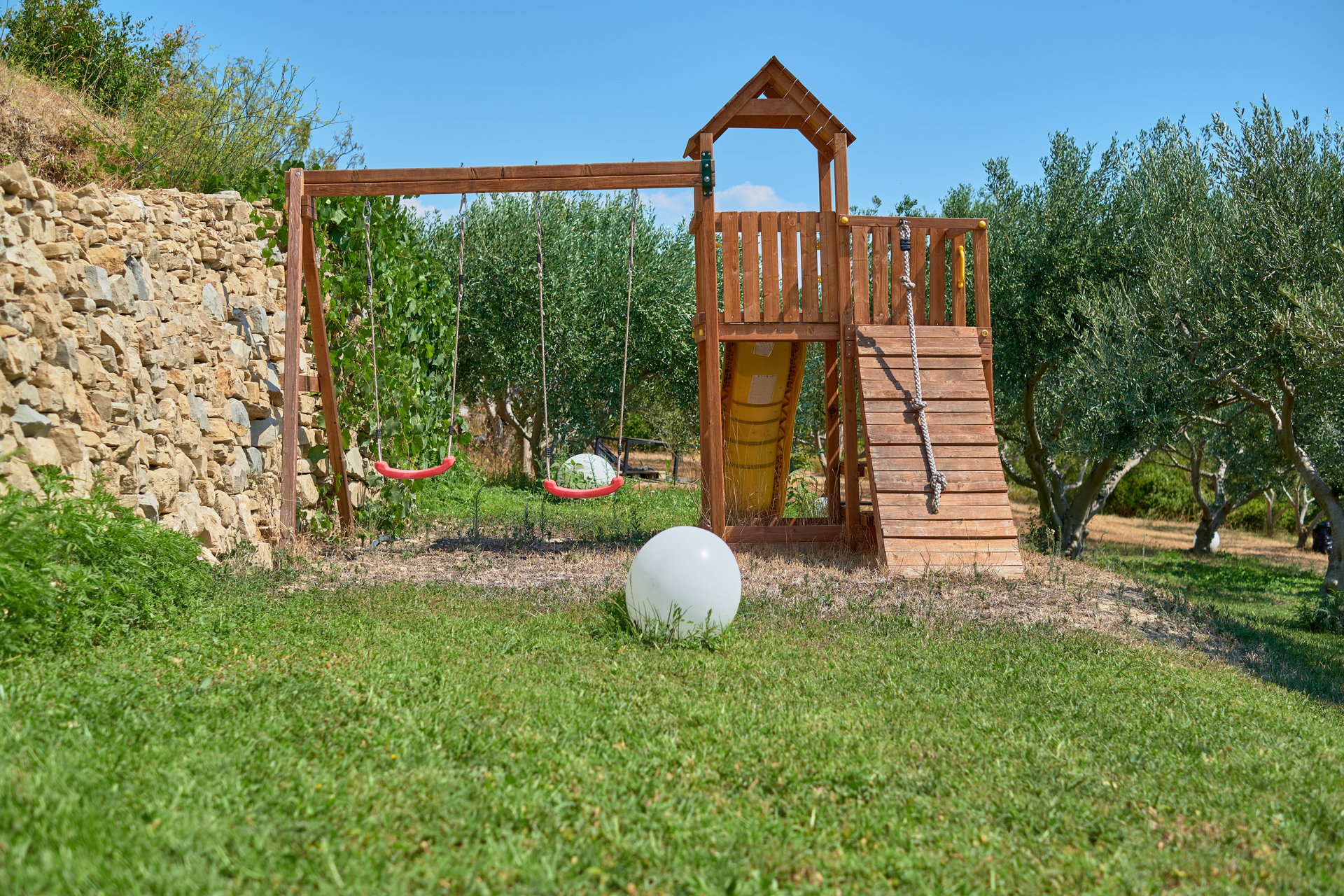 Villa Golden Leaf with Heated Pool