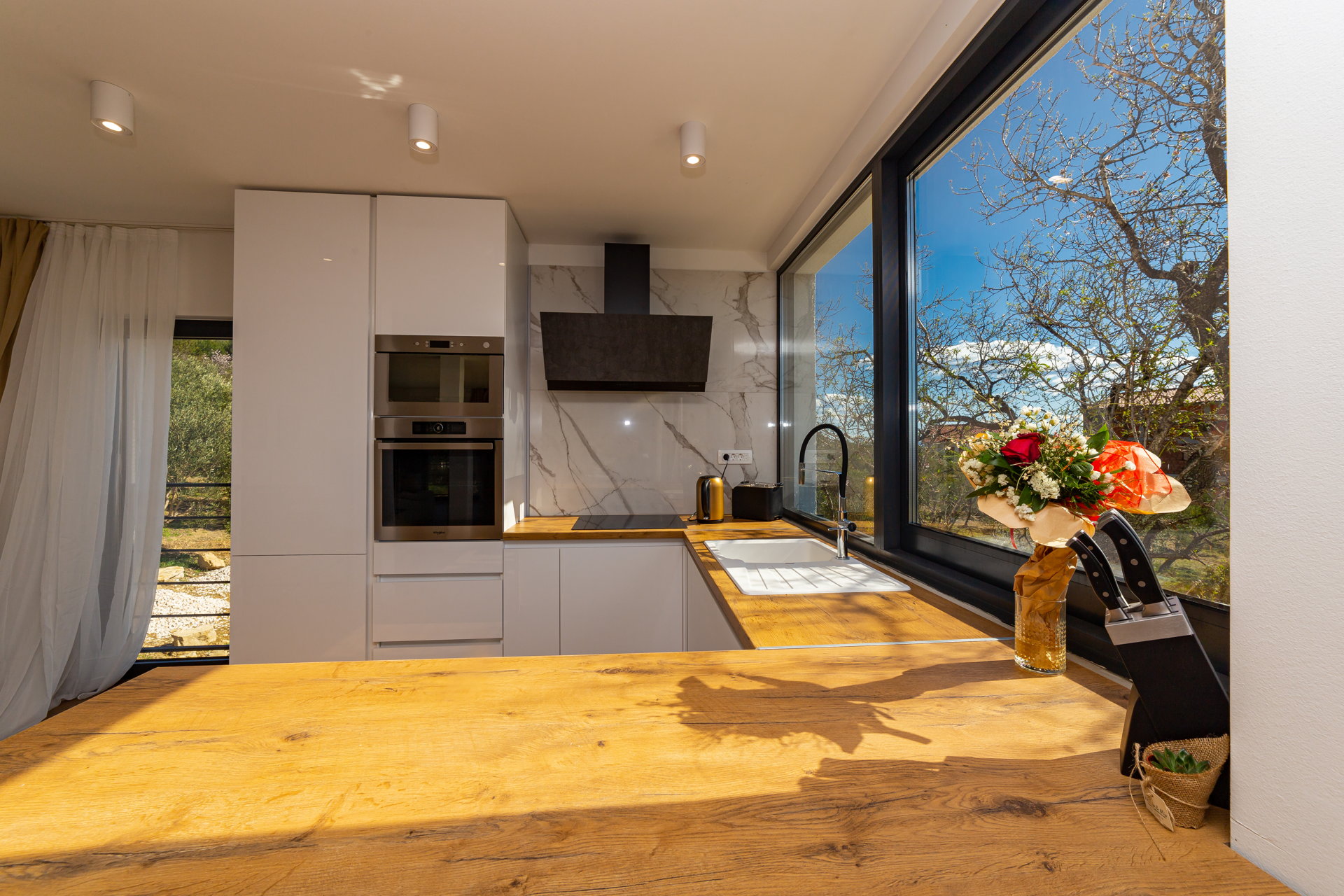 Villa Golden Leaf with Heated Pool