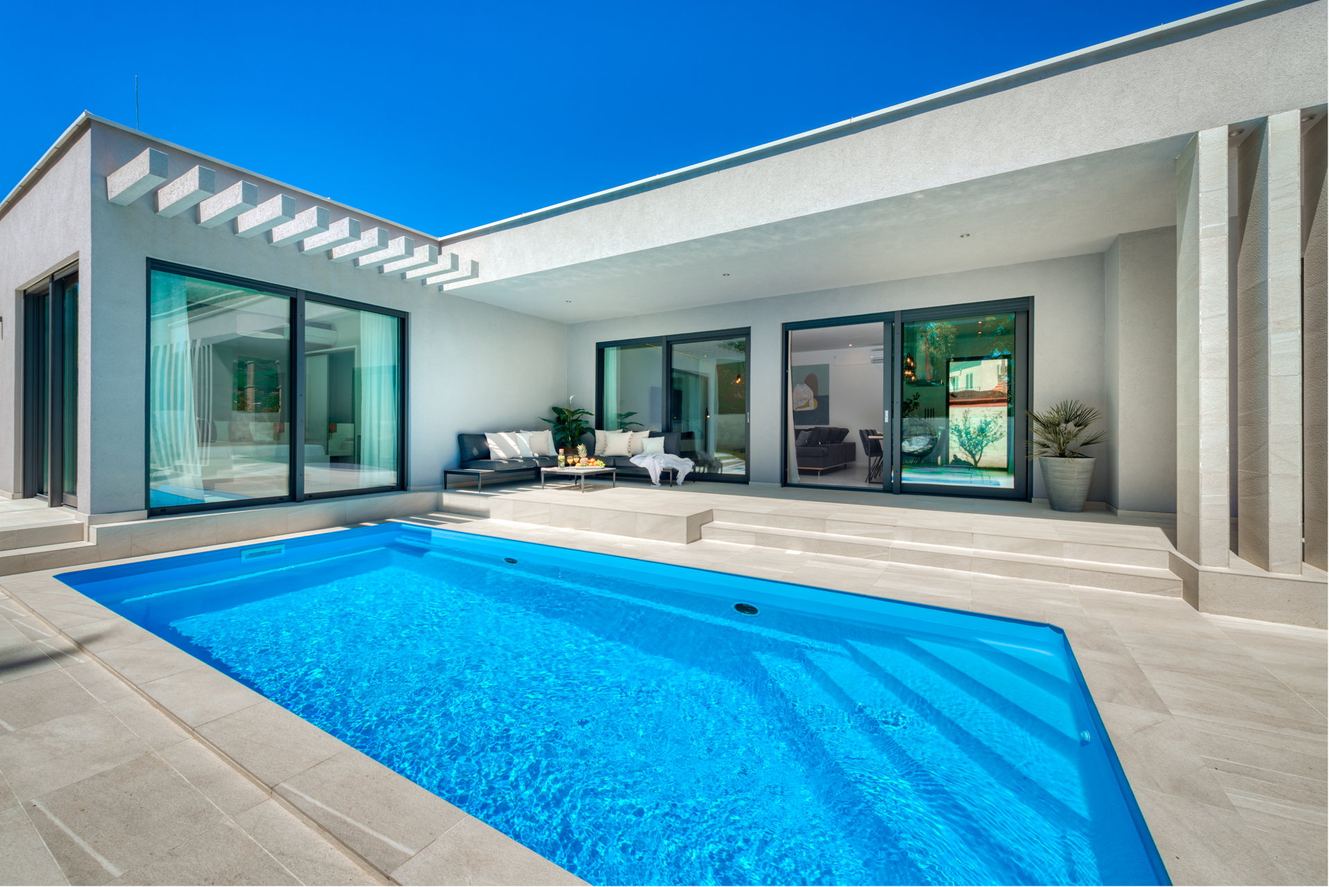 Villa Fyra with Swimming Pool