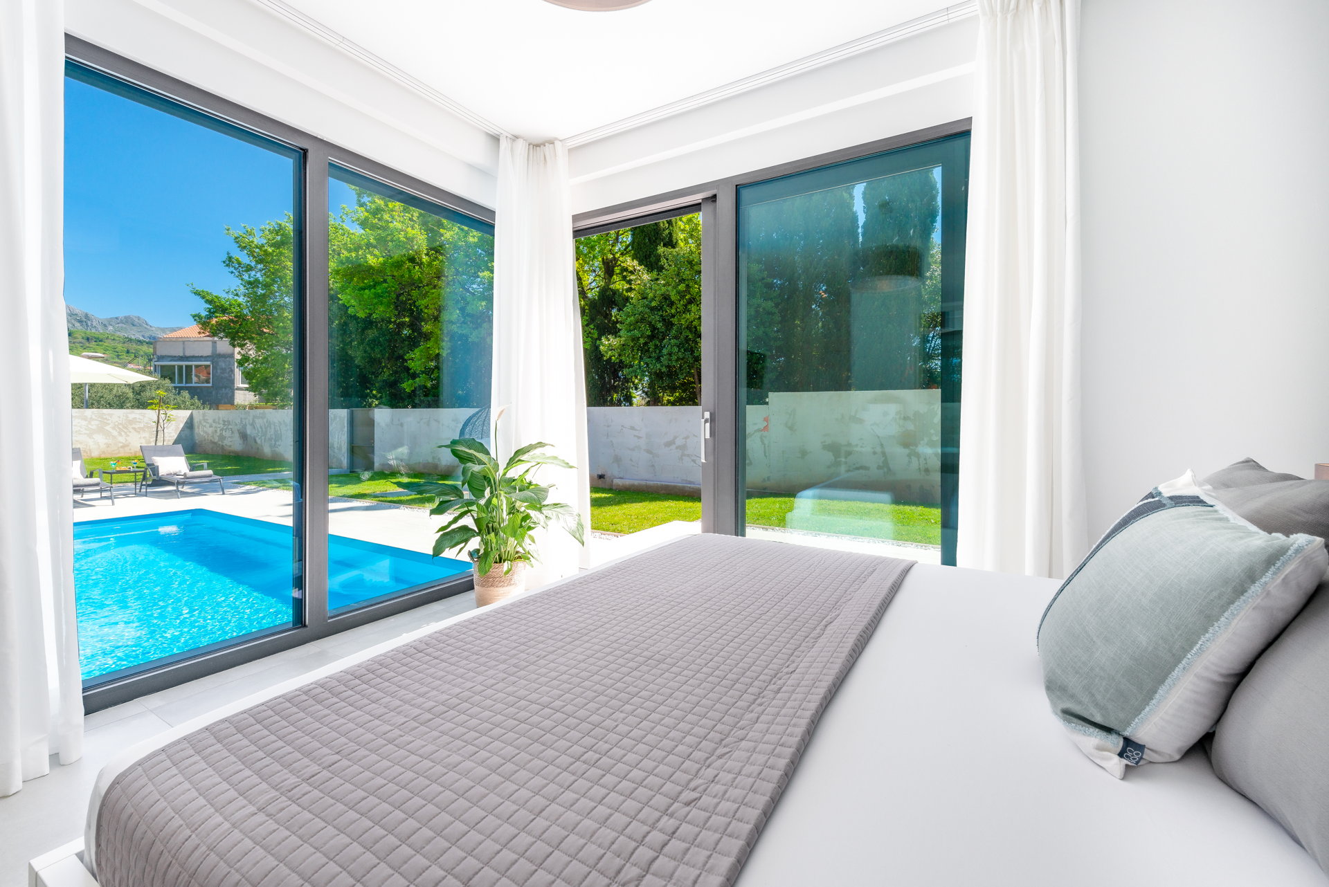 Villa Fyra with Swimming Pool