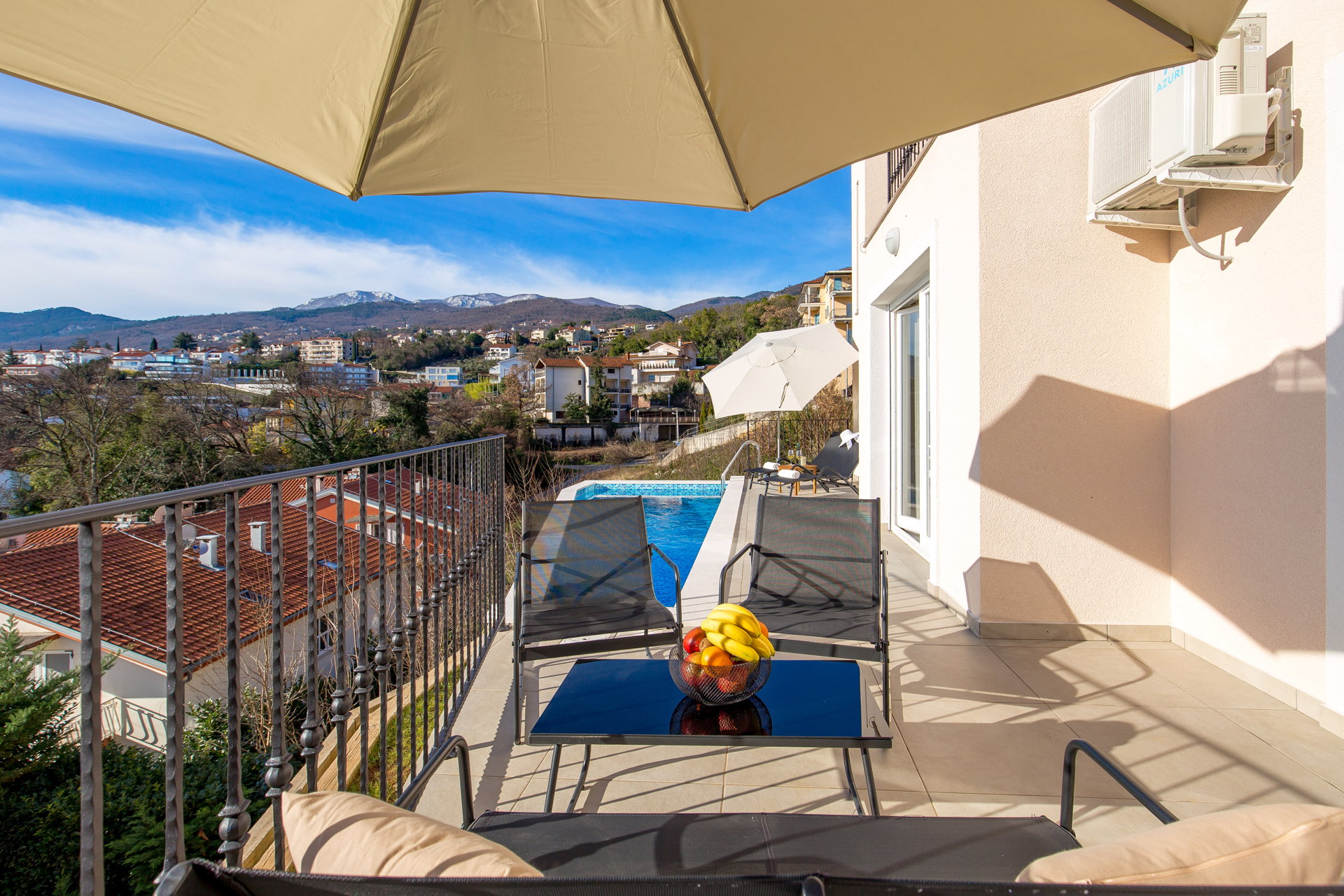 Villa Magic Hill with Pool