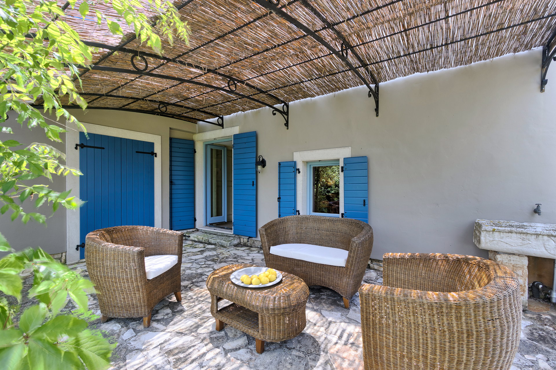 Villa Cypress Estate with Pool