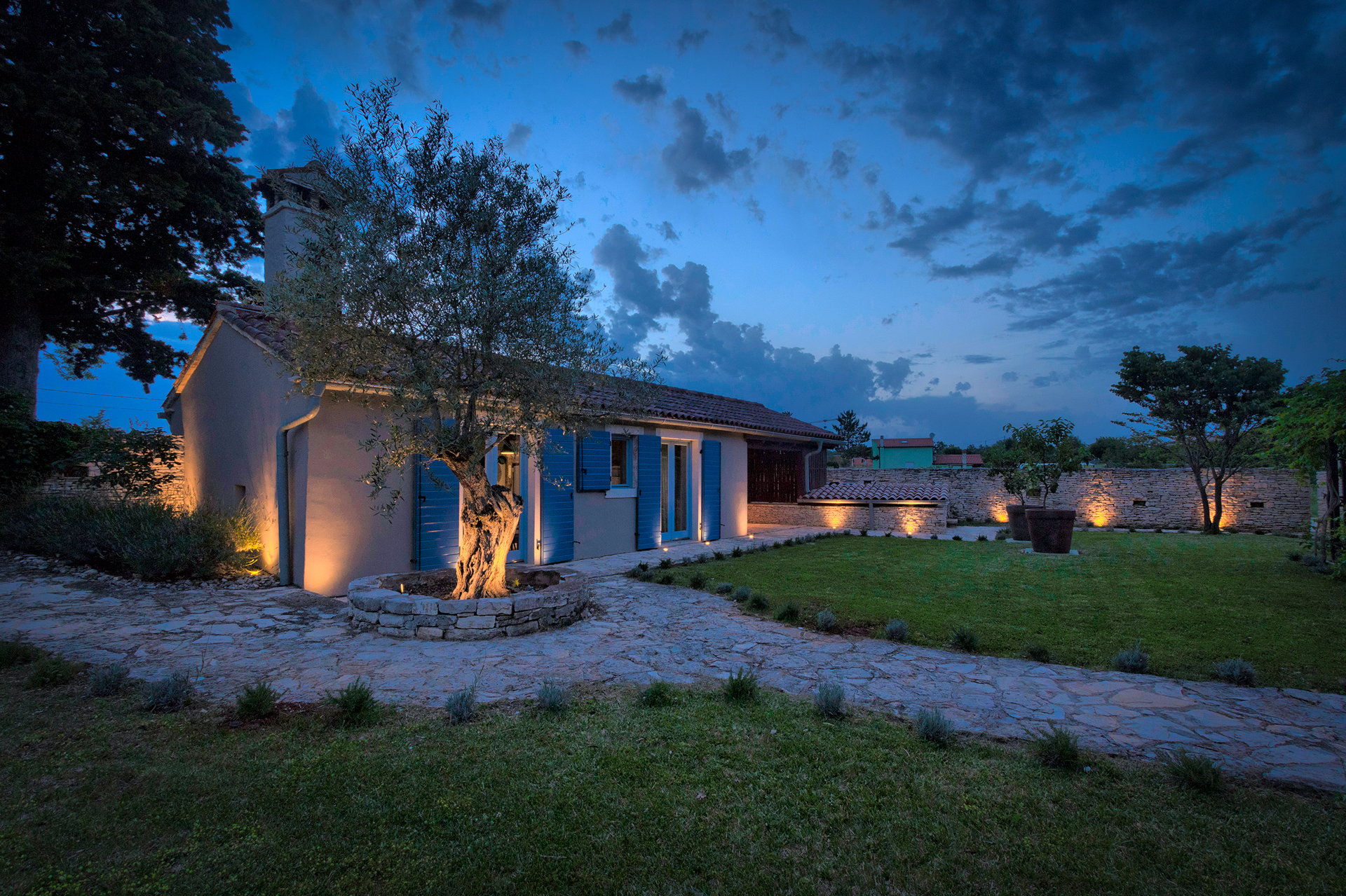 Villa Cypress Estate with Pool