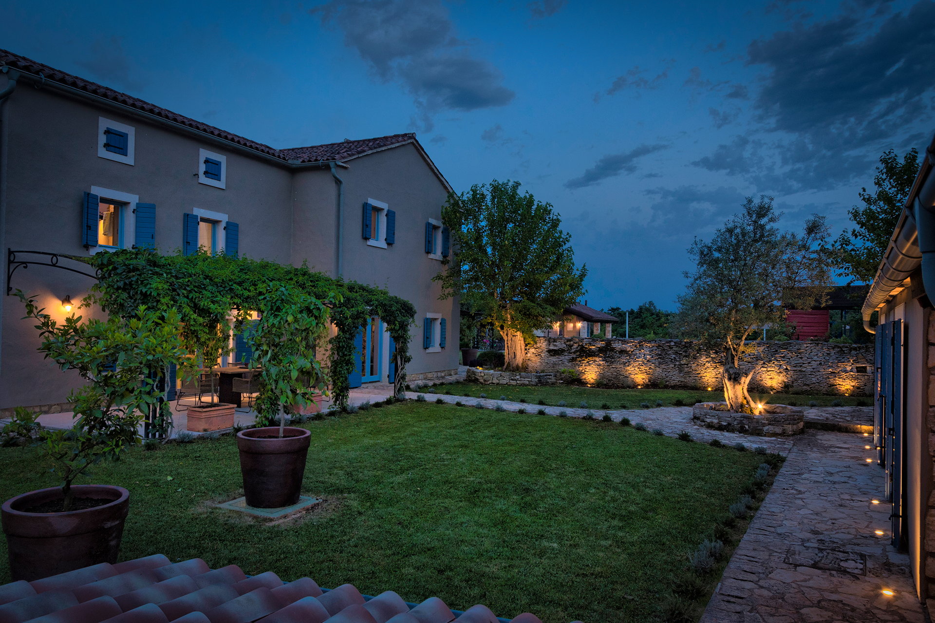 Villa Cypress Estate with Pool