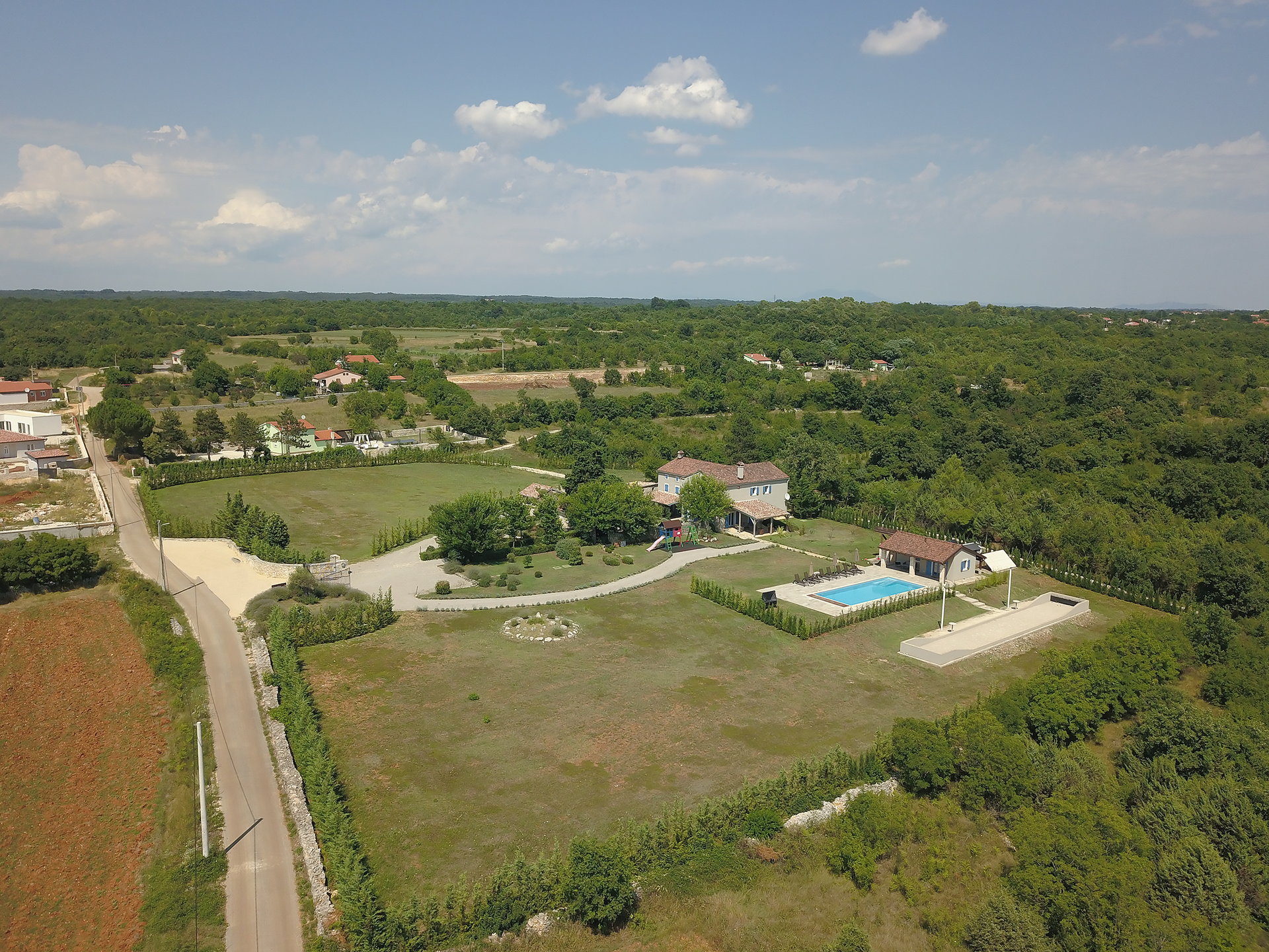 Villa Cypress Estate with Pool
