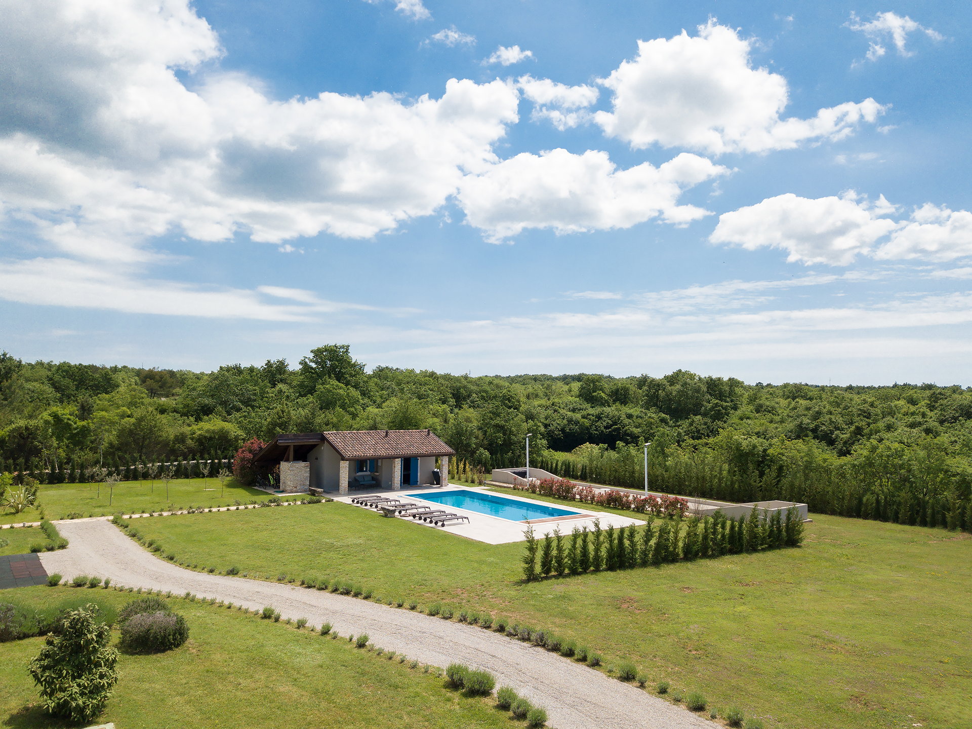 Villa Cypress Estate with Pool