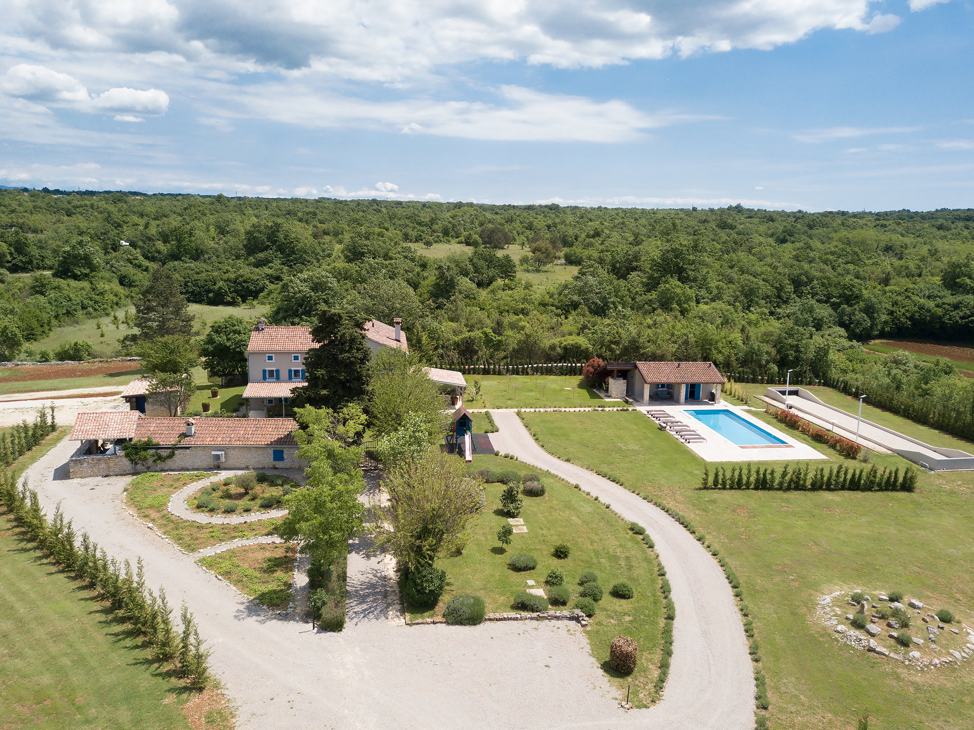 Villa Cypress Estate with Pool