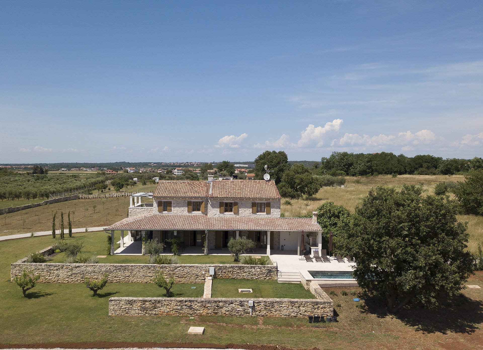 Villa Green Hacienda with Pool