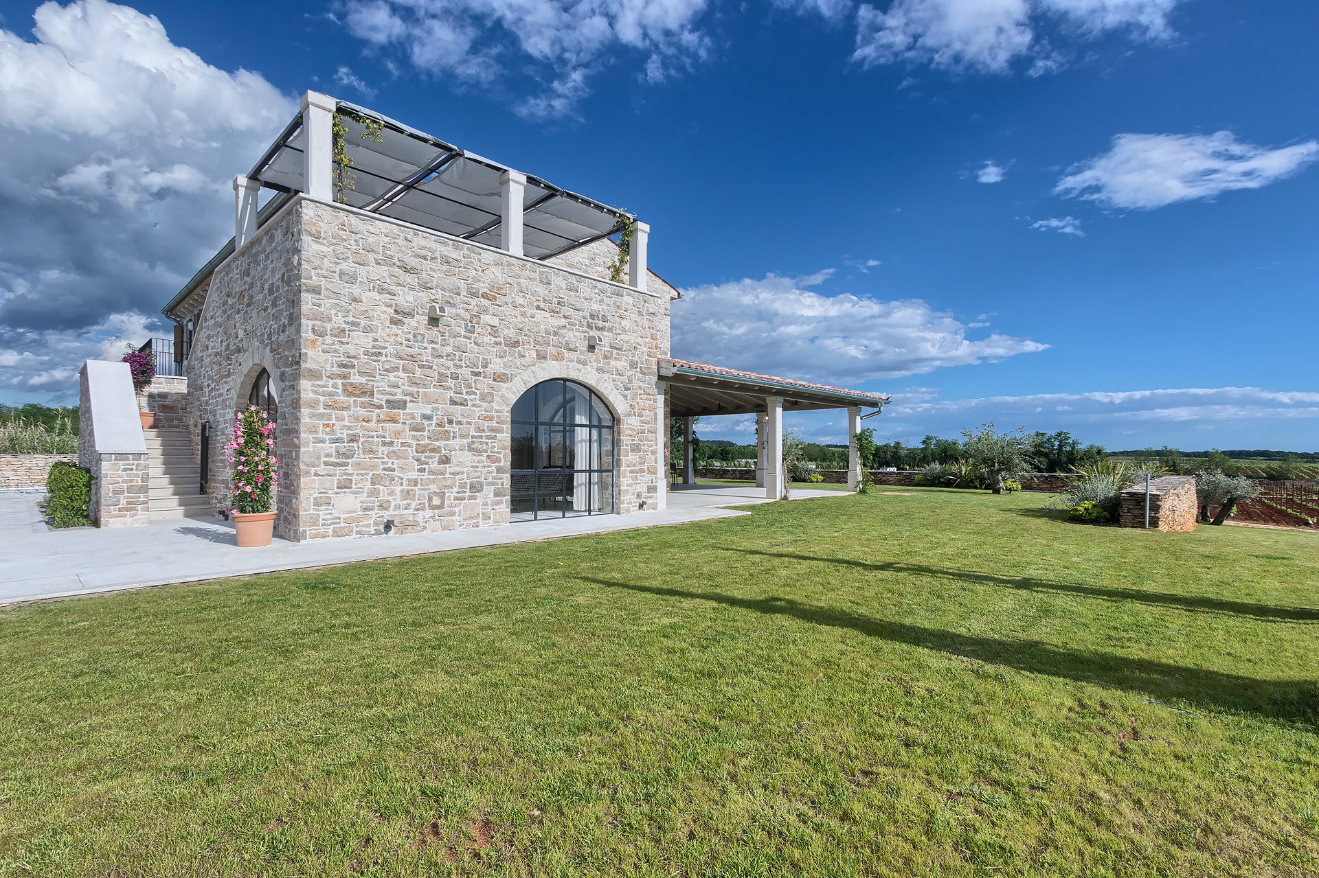 Villa Green Hacienda with Pool