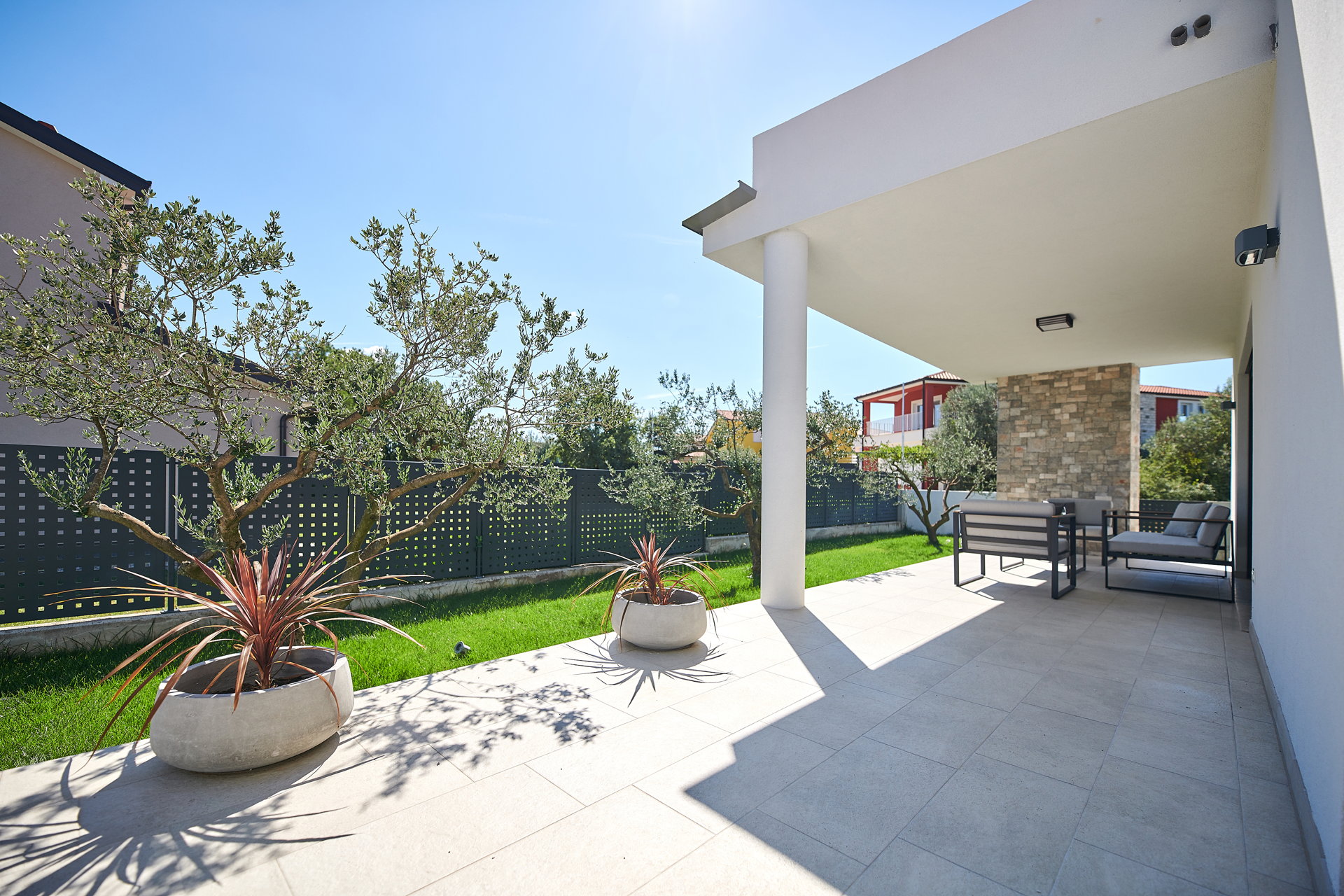Villa Silver Sky with Pool