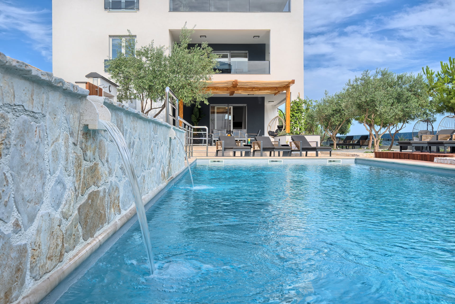 Apartment Liberty Living with Pool I