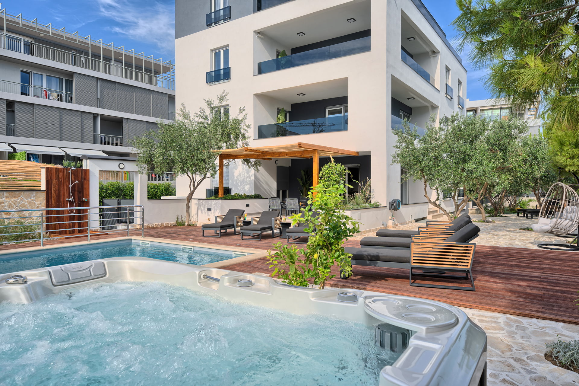 Apartment Liberty Living with Pool I