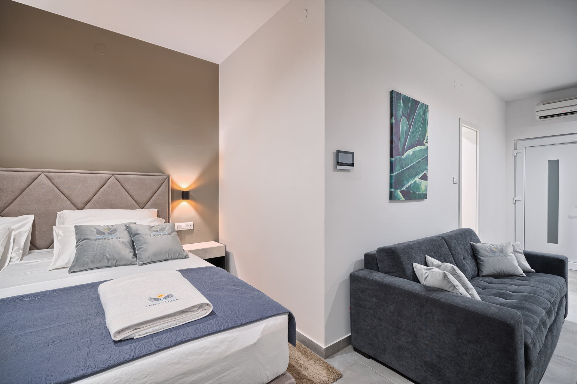 Apartment Liberty Living with Pool I