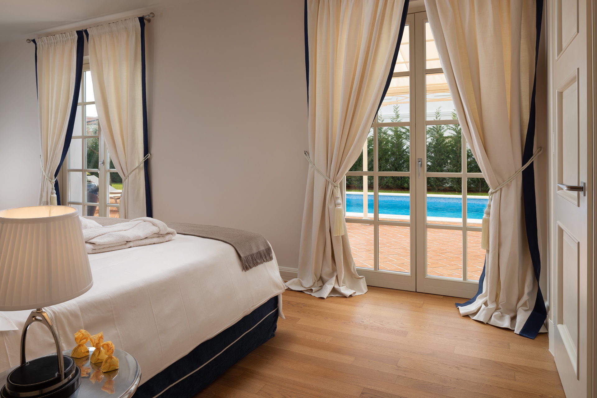 Villa Palazzo di Azzurra with Pool