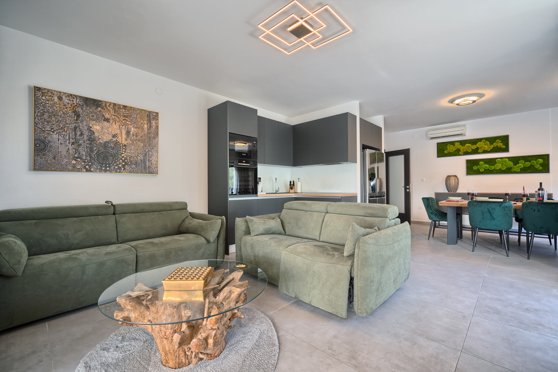 Apartment Liberty Living with Pool II