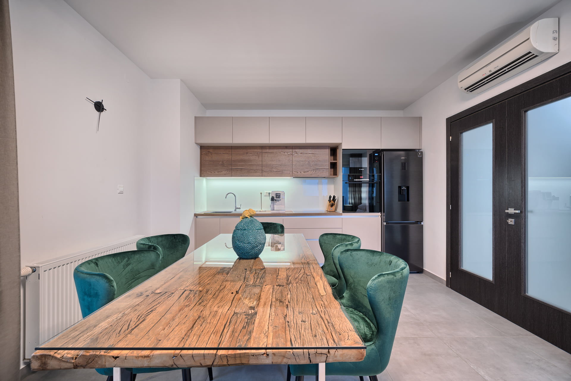 Apartment Liberty Living with Pool III