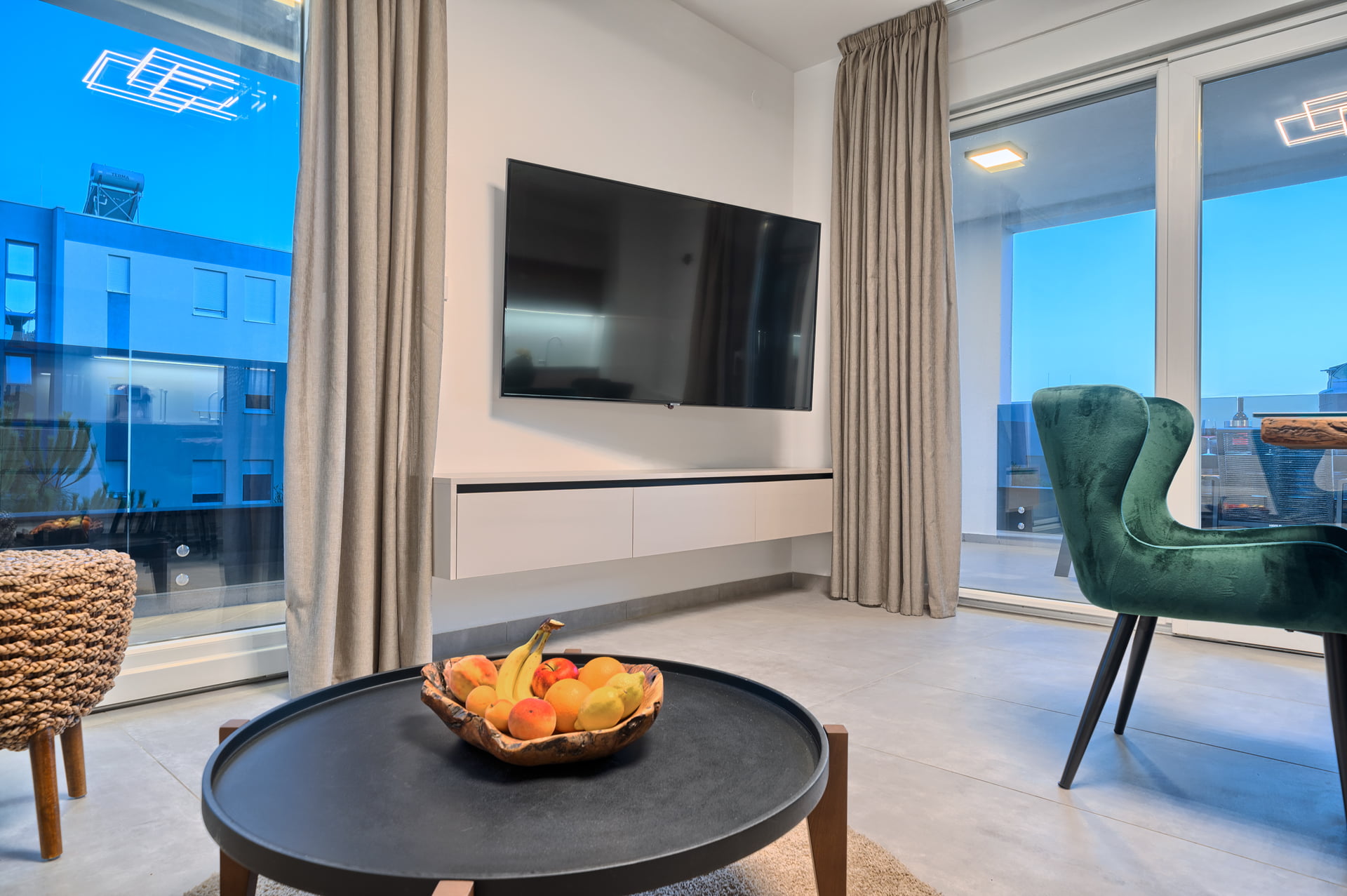 Apartment Liberty Living with Pool III