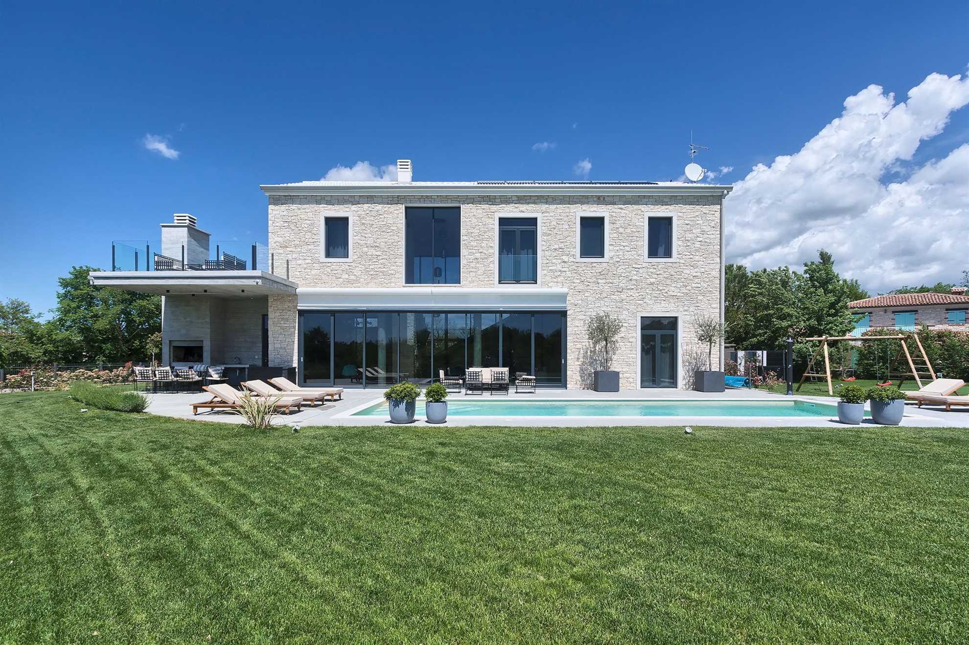 Image of Villa New Vintage with Pool