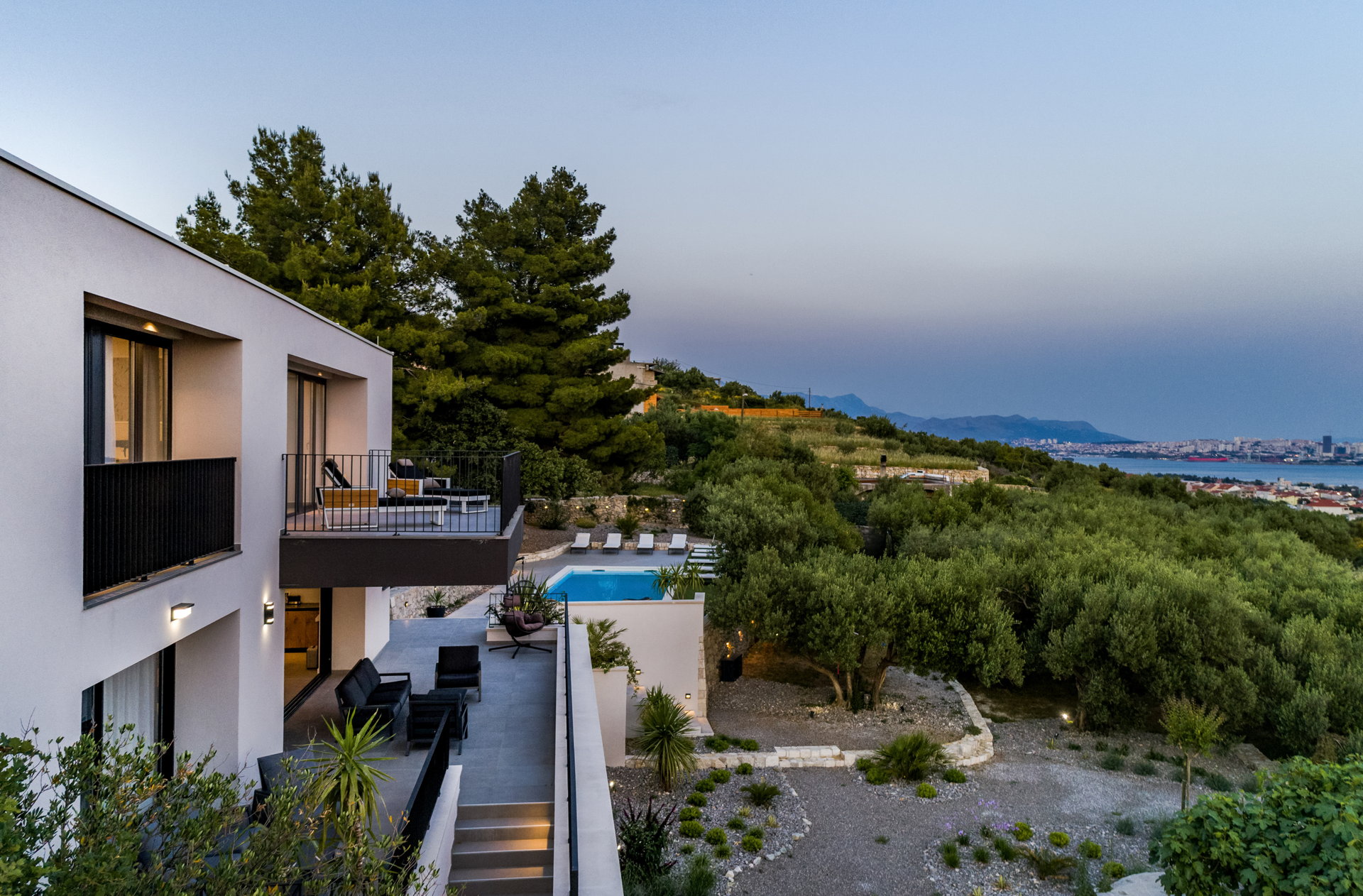 Villa Maremonte with Pool