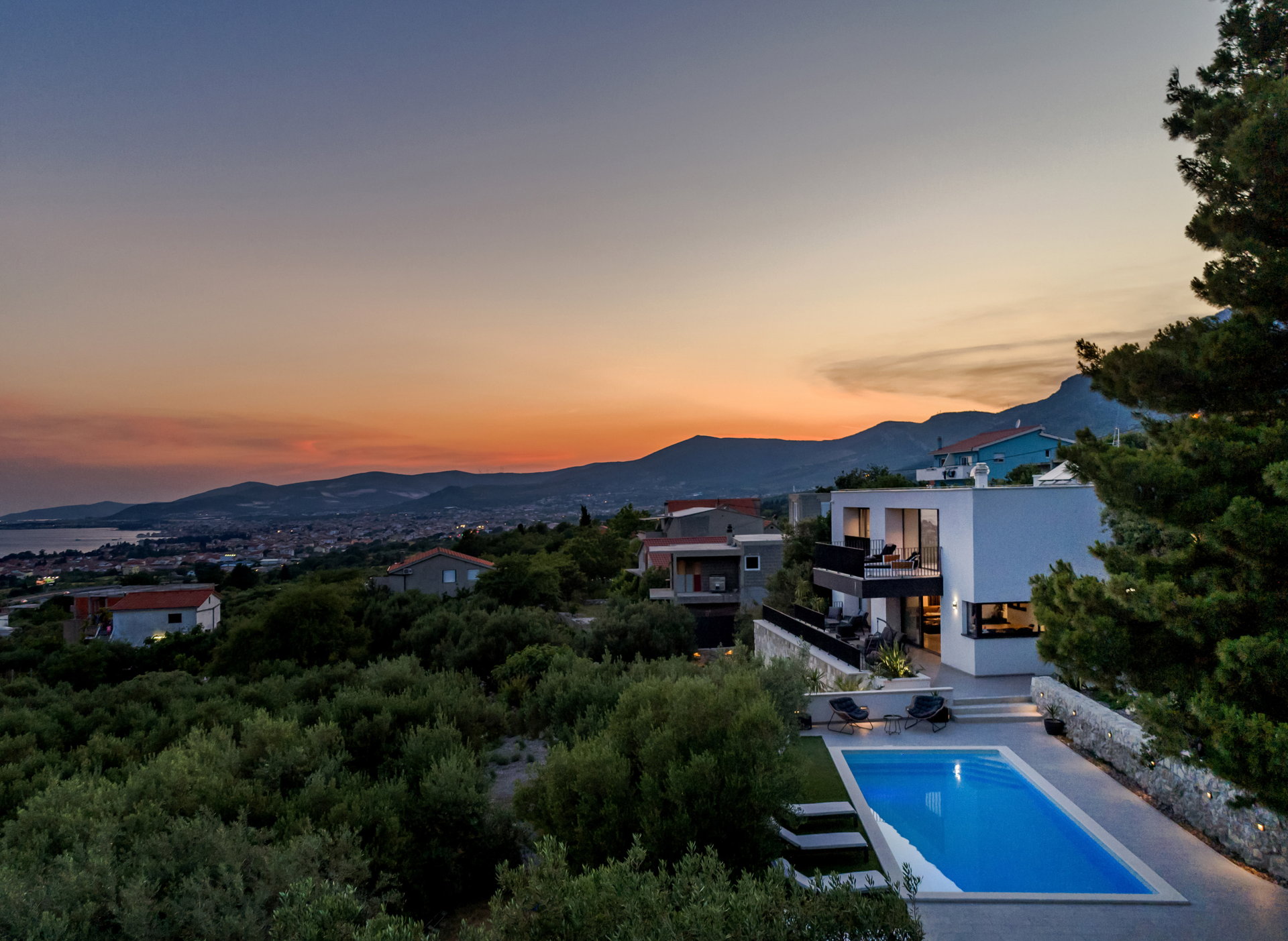 Villa Maremonte with Pool