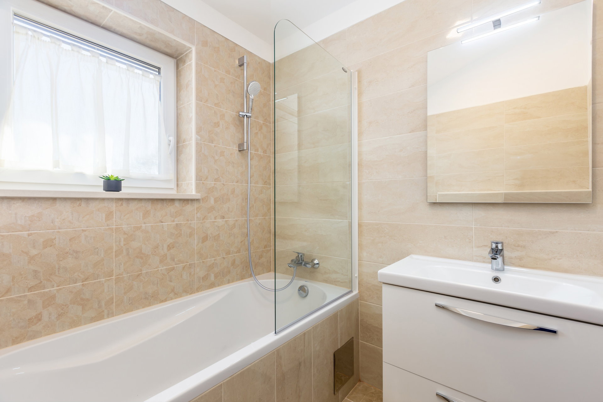 Luxury Villa Confidenza with Pool