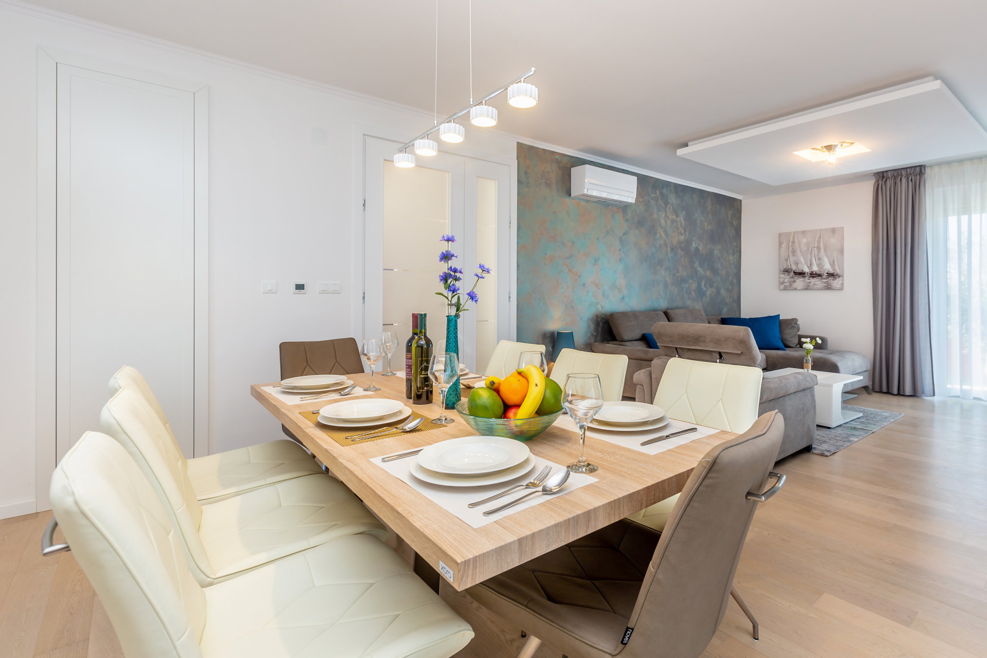 Luxury Villa Confidenza with Pool