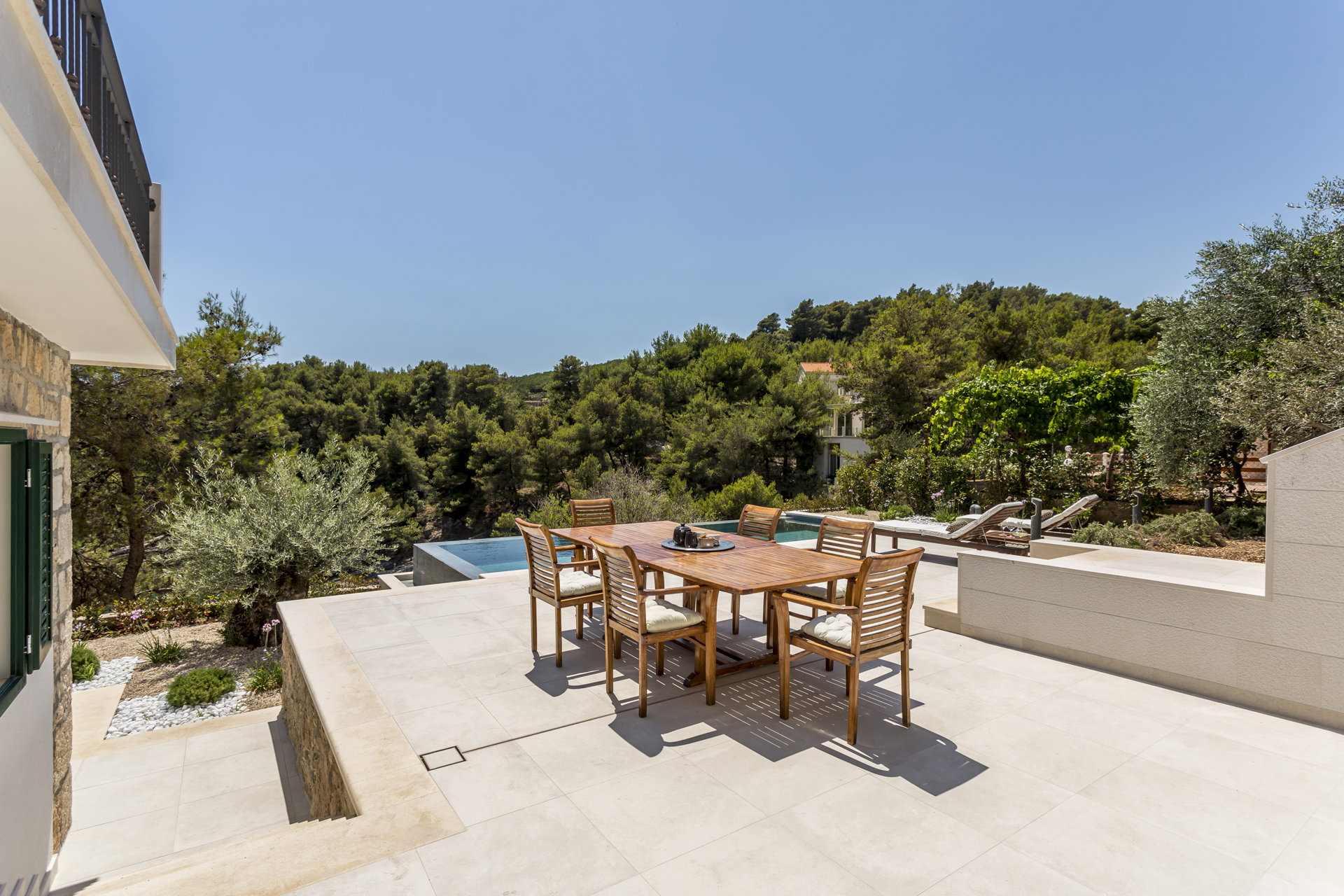 Villa Brazza with Infinity Pool
