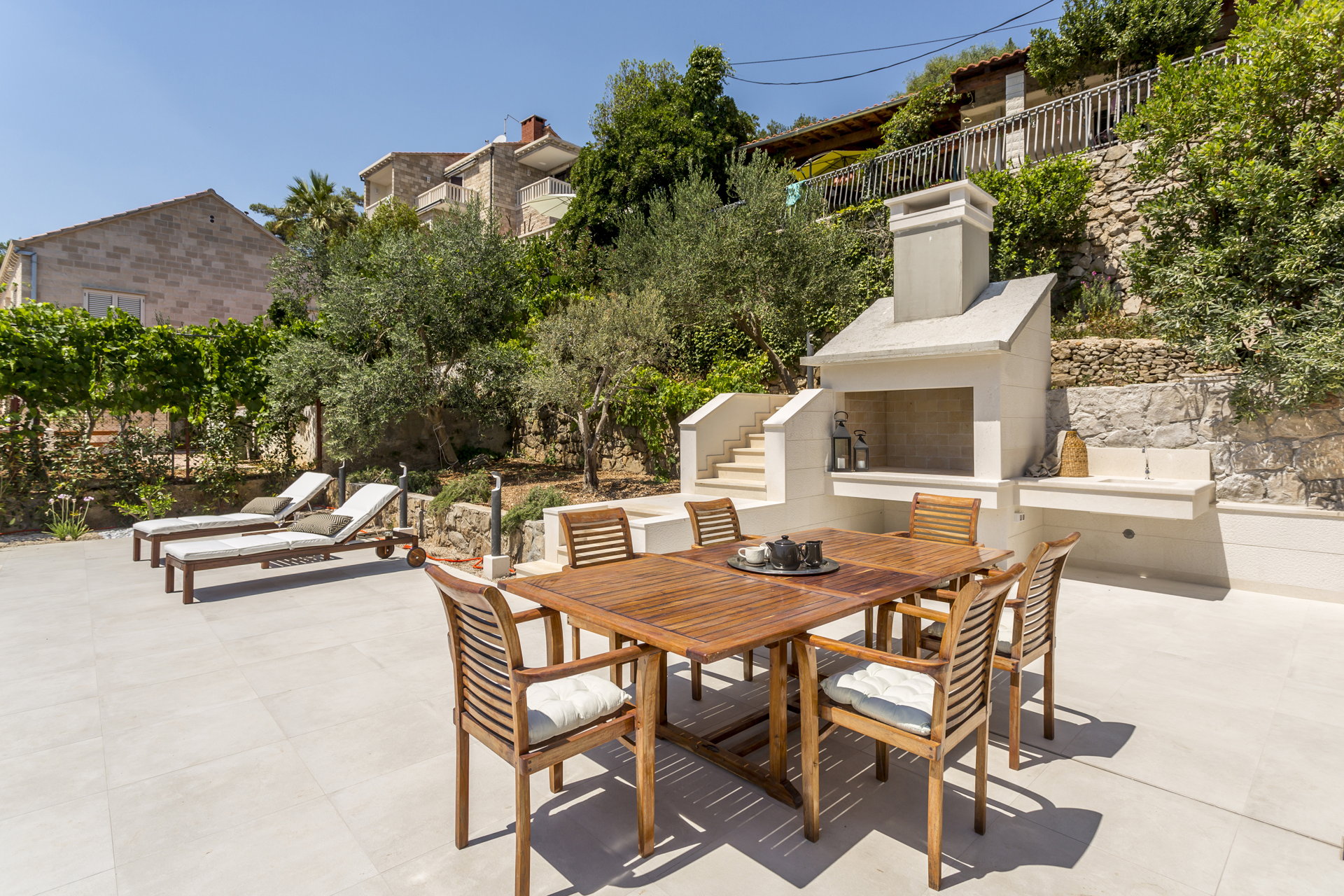 Villa Brazza with Infinity Pool