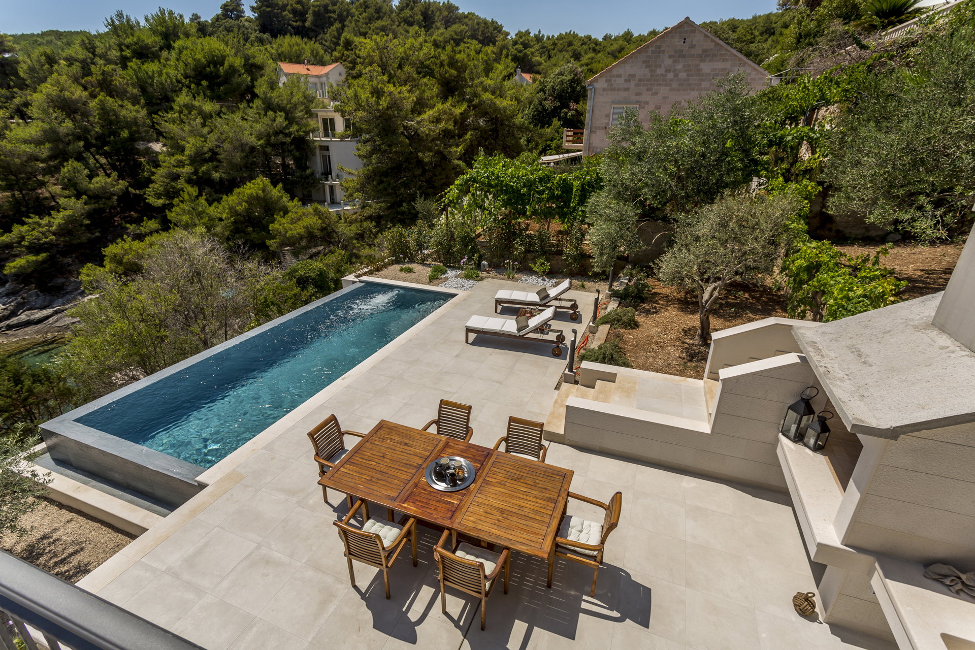 Villa Brazza with Infinity Pool