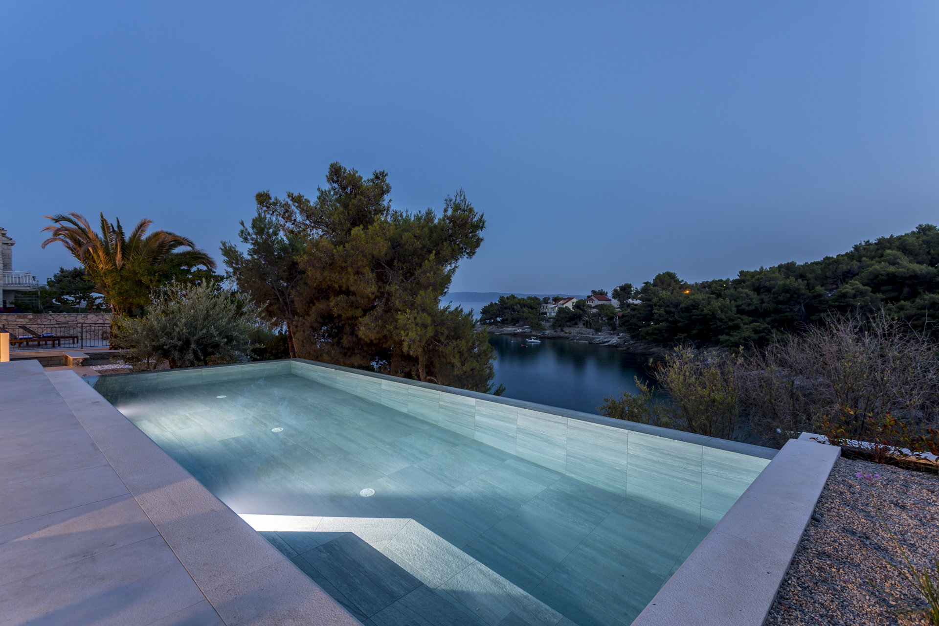 Villa Brazza with Infinity Pool
