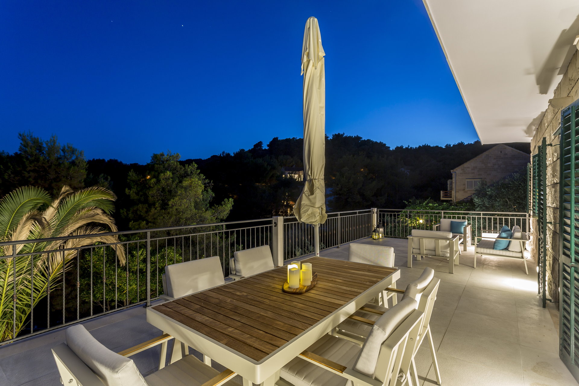 Villa Brazza with Infinity Pool