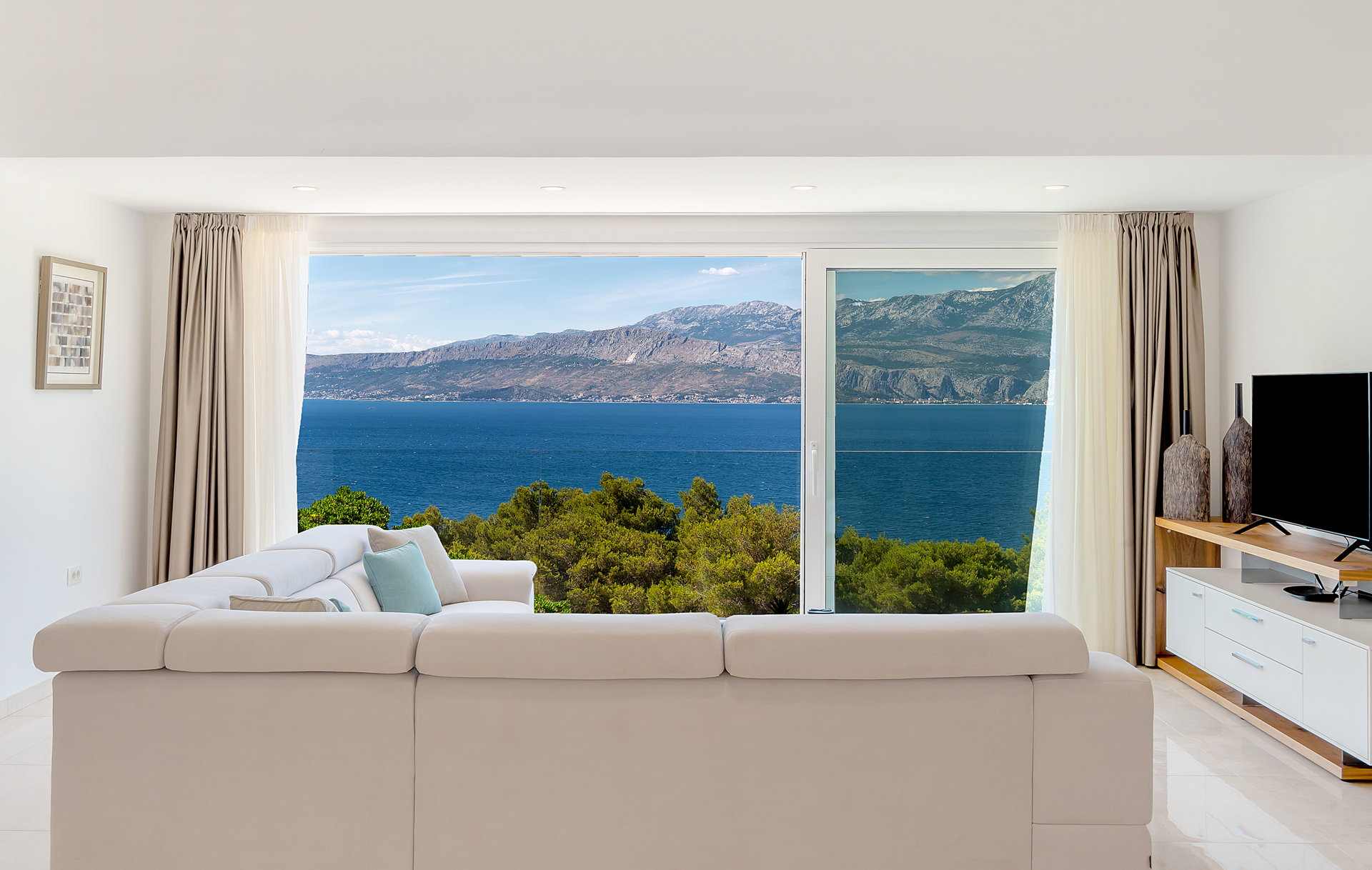 Luxury Villa Aerius with Pool